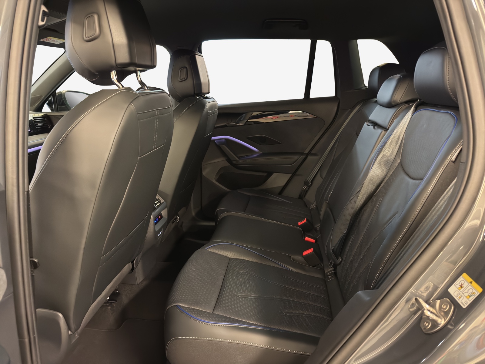VW Tiguan 1.5 TSI evo2 eHybrid R-Line DSG-image-11
