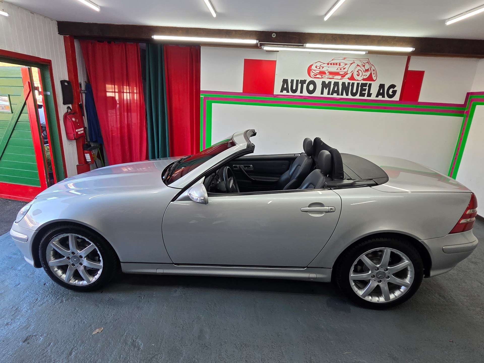 MERCEDES-BENZ SLK 200 Kompressor-image-14