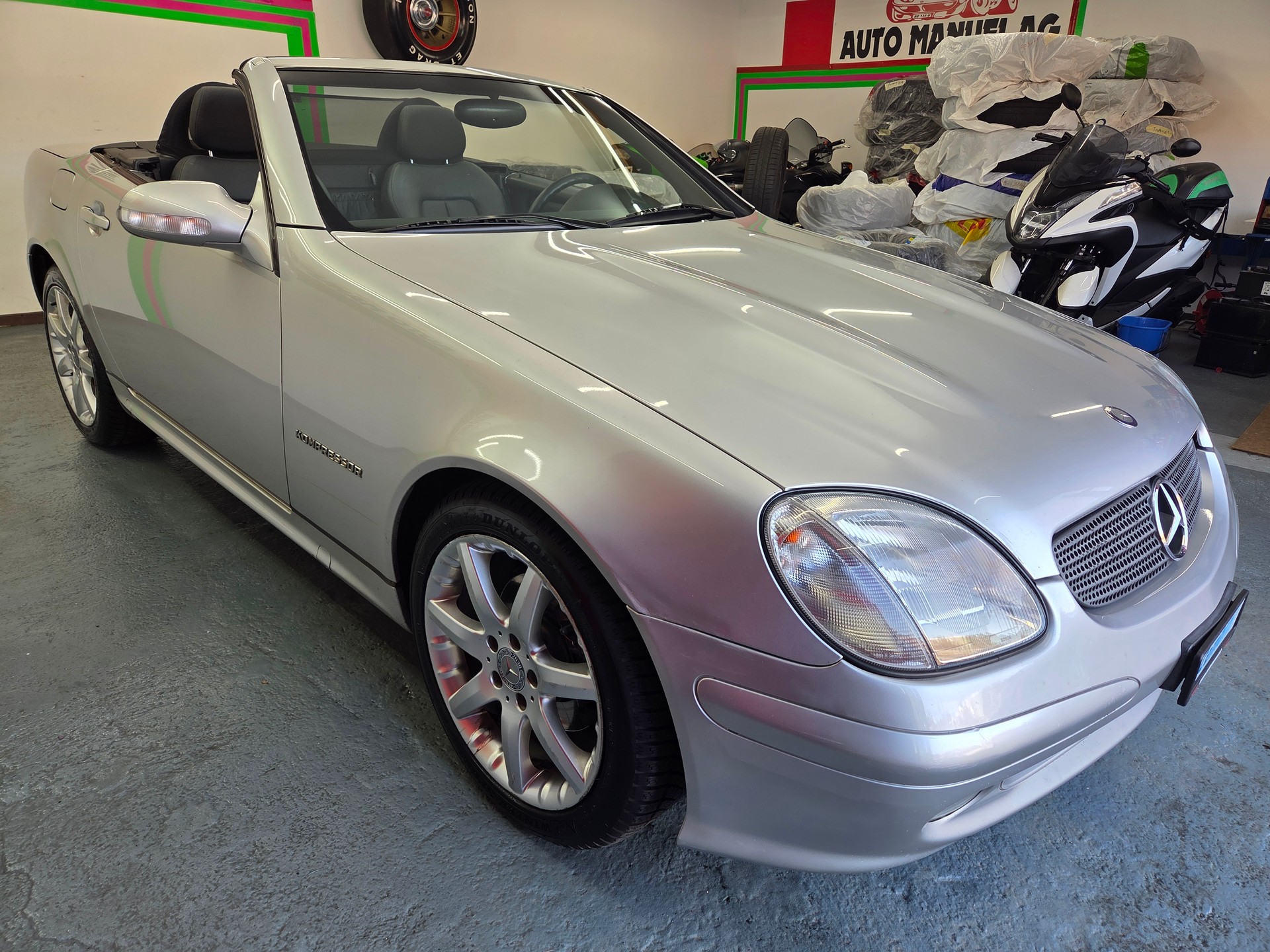 MERCEDES-BENZ SLK 200 Kompressor-image-13