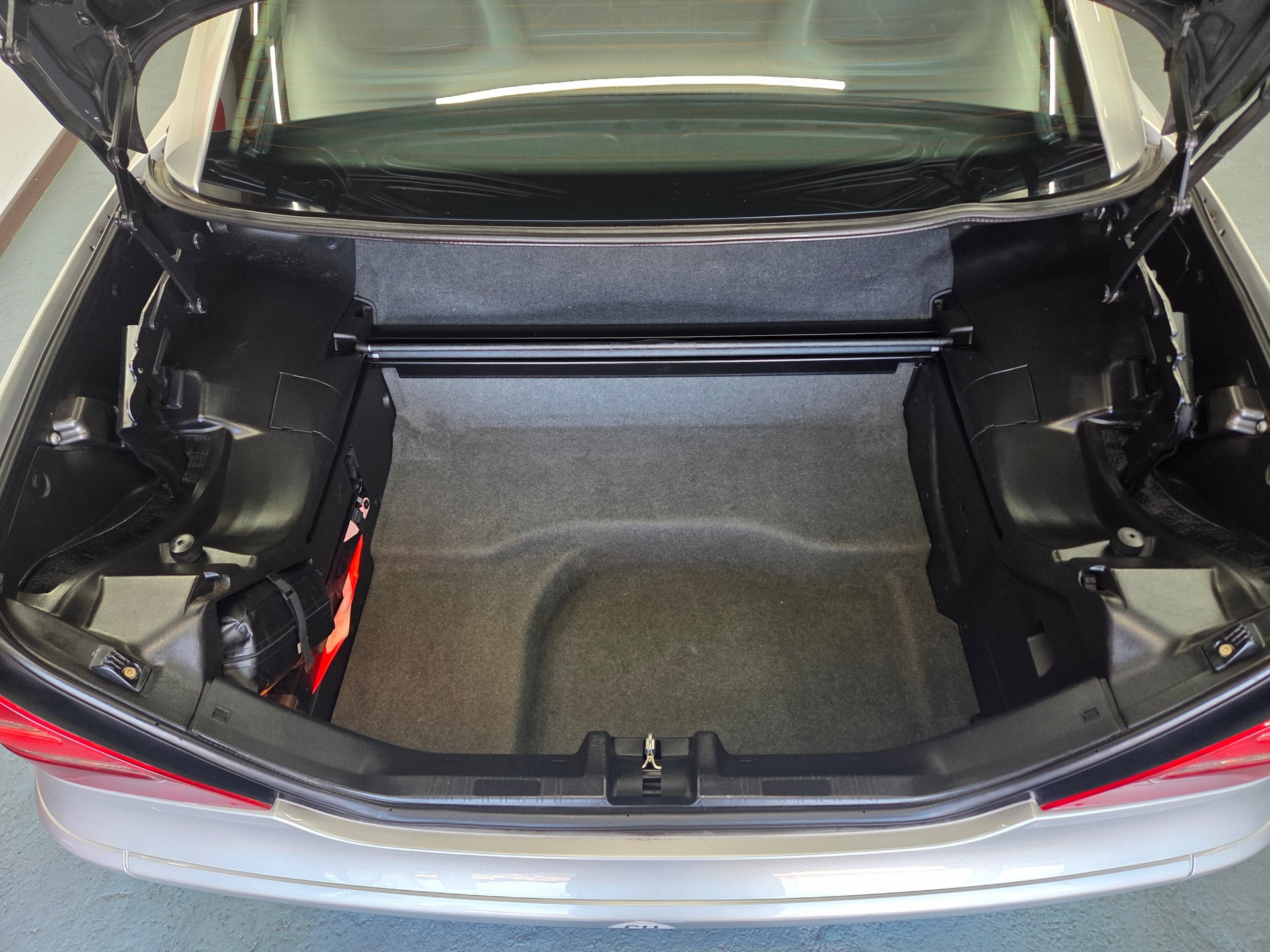 MERCEDES-BENZ SLK 200 Kompressor-image-11