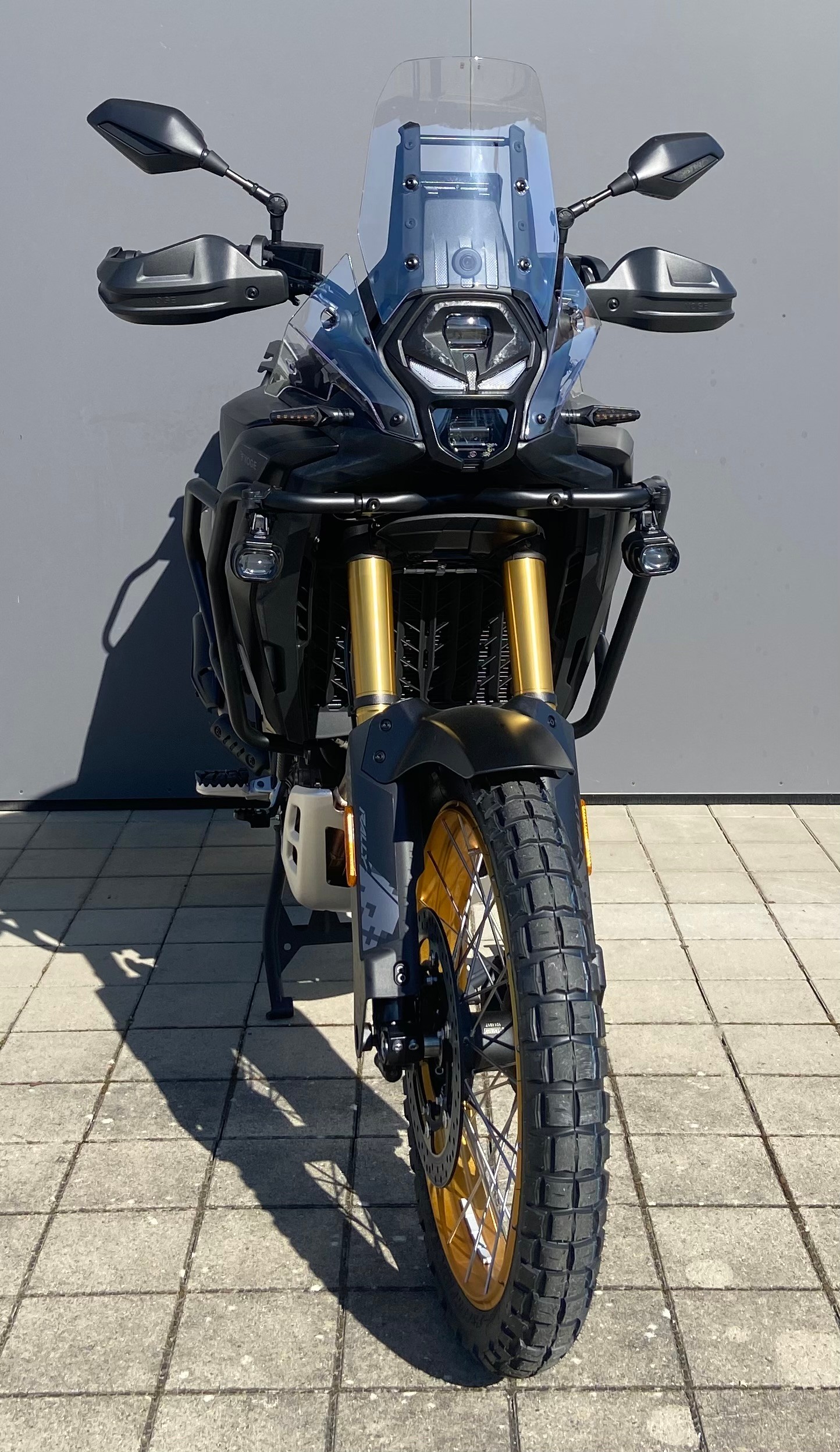 VOGE Rally-showroom-element-3