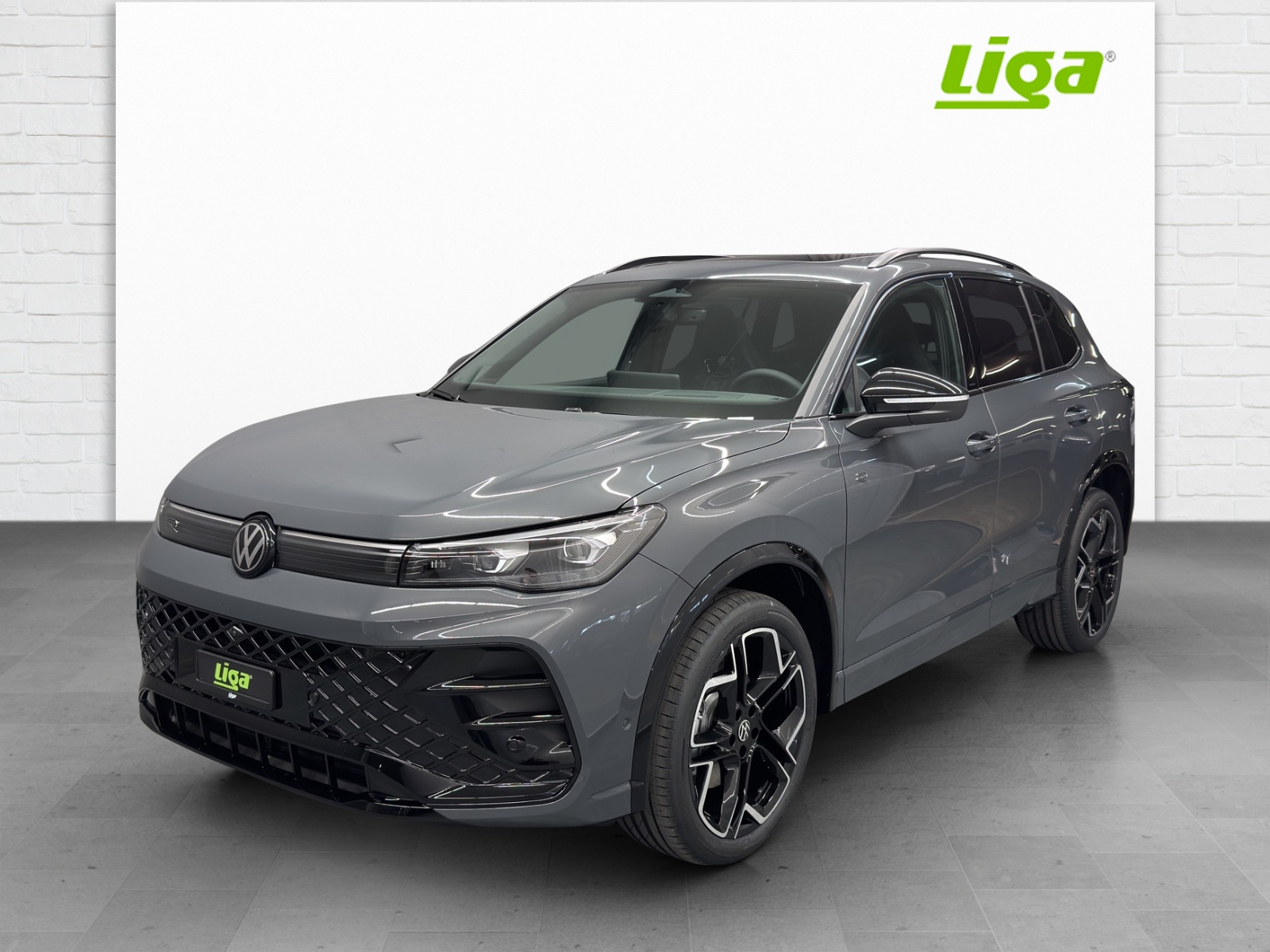 VW Tiguan 2.0 TDI SCR R-Line United DSG 4motion-image-1