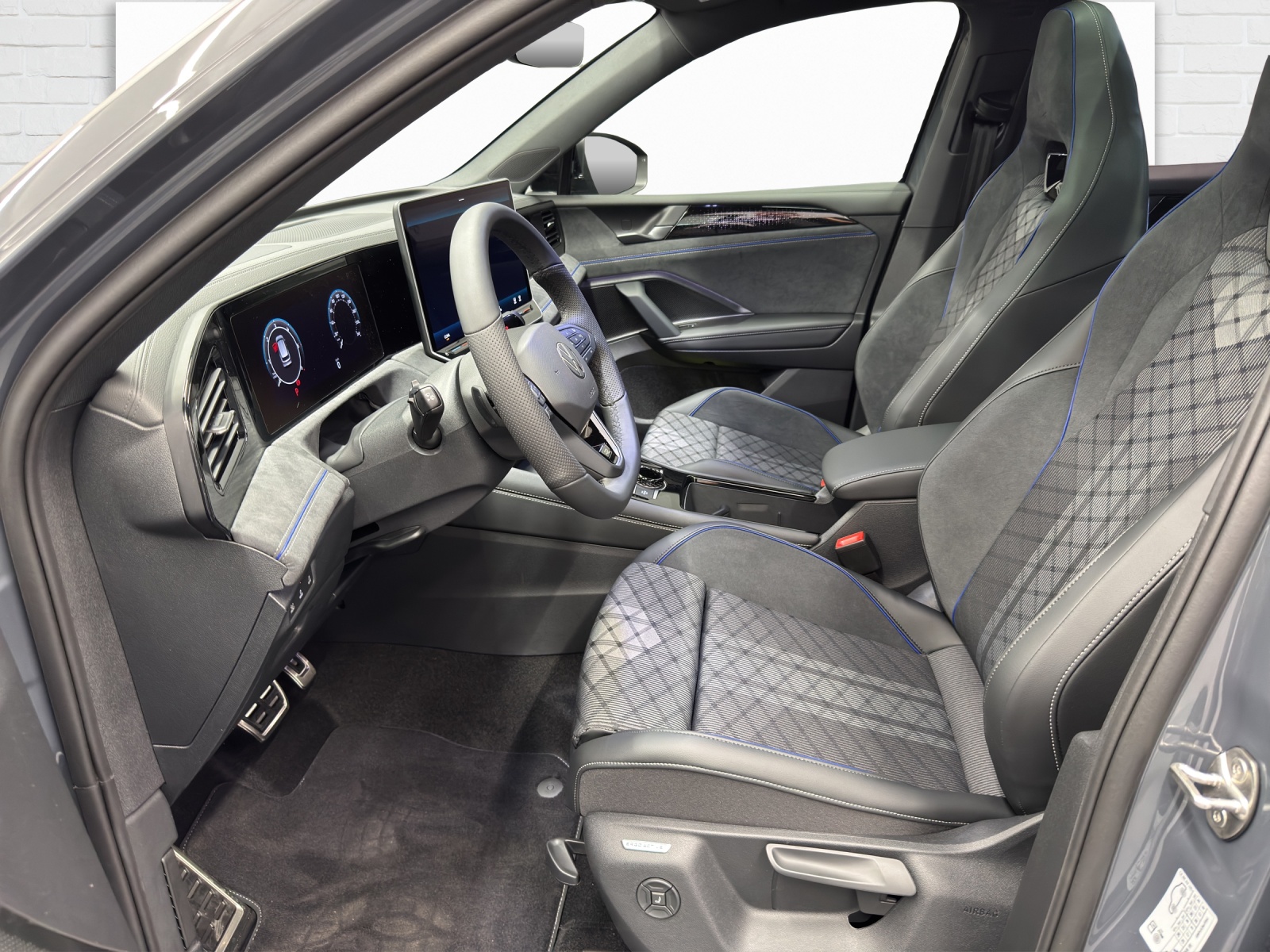 VW Tiguan 2.0 TDI SCR R-Line United DSG 4motion-image-6