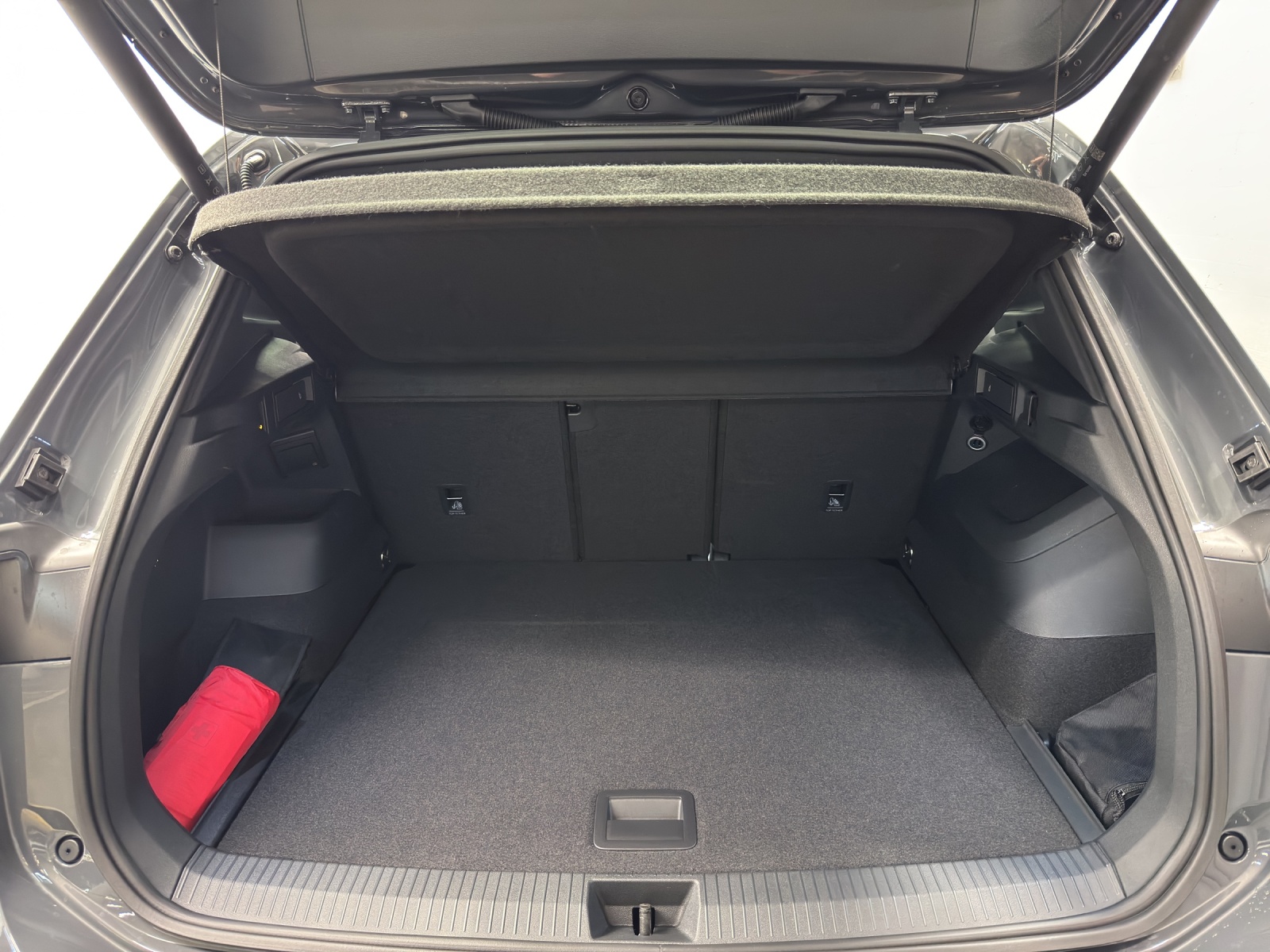 VW Tiguan 2.0 TDI SCR R-Line United DSG 4motion-image-10