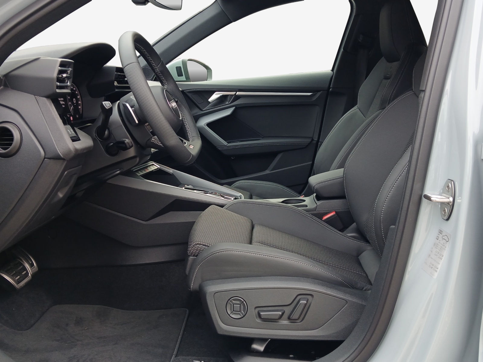 AUDI A3 Sportback TFSI e 150 kW Attraction S-tronic-image-7