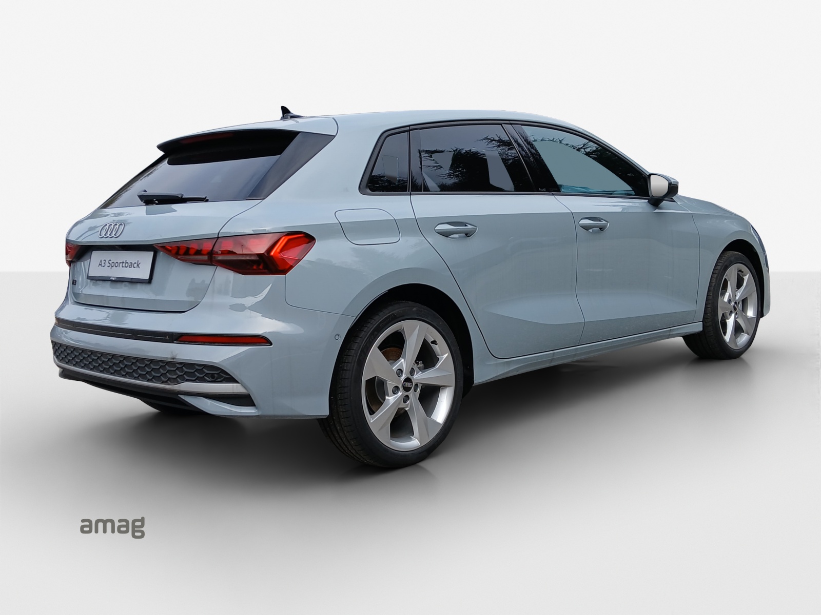 AUDI A3 Sportback TFSI e 150 kW Attraction S-tronic-image-4