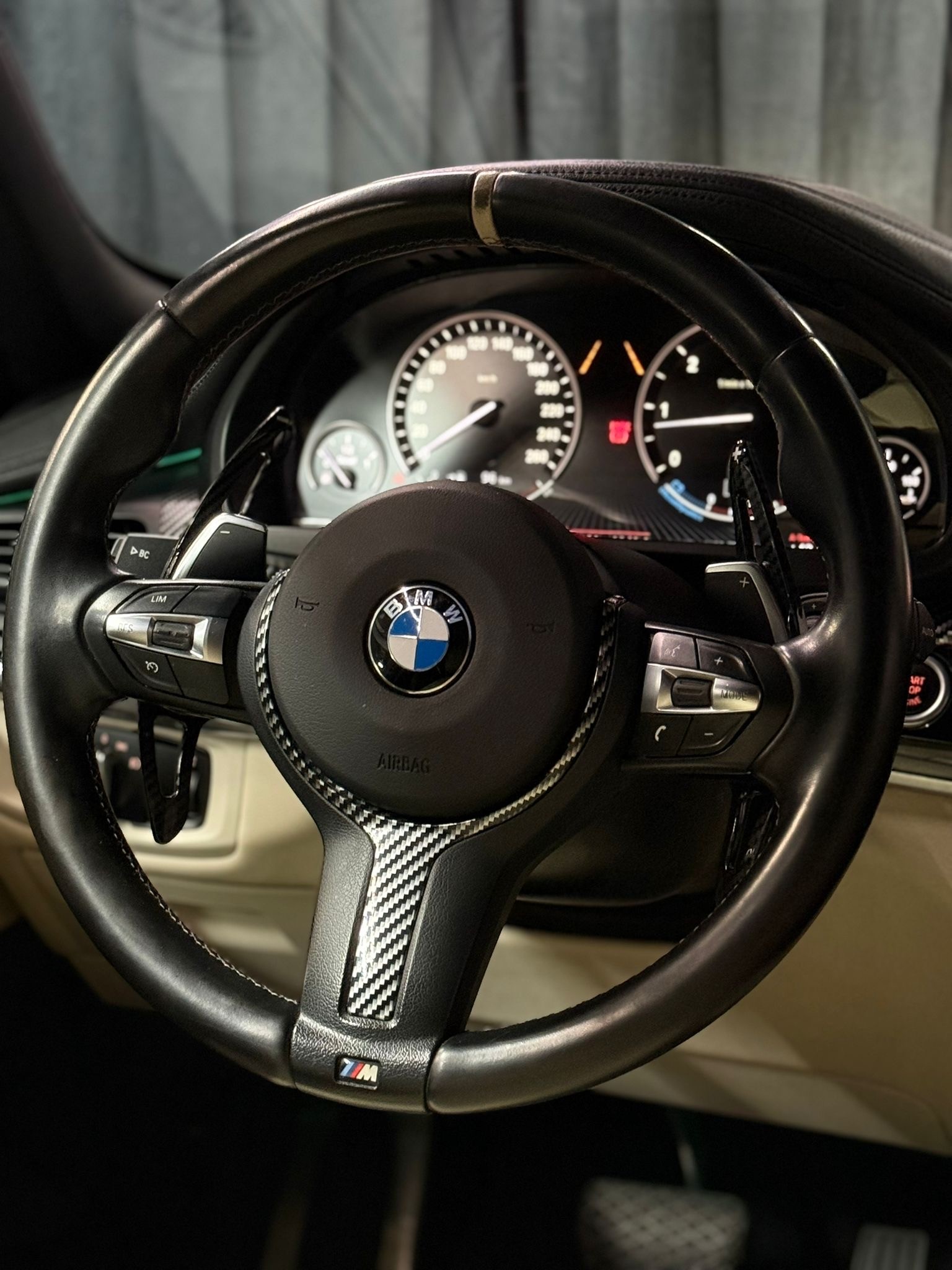 BMW X6 xDrive 30d Steptronic M-Sport-image-11