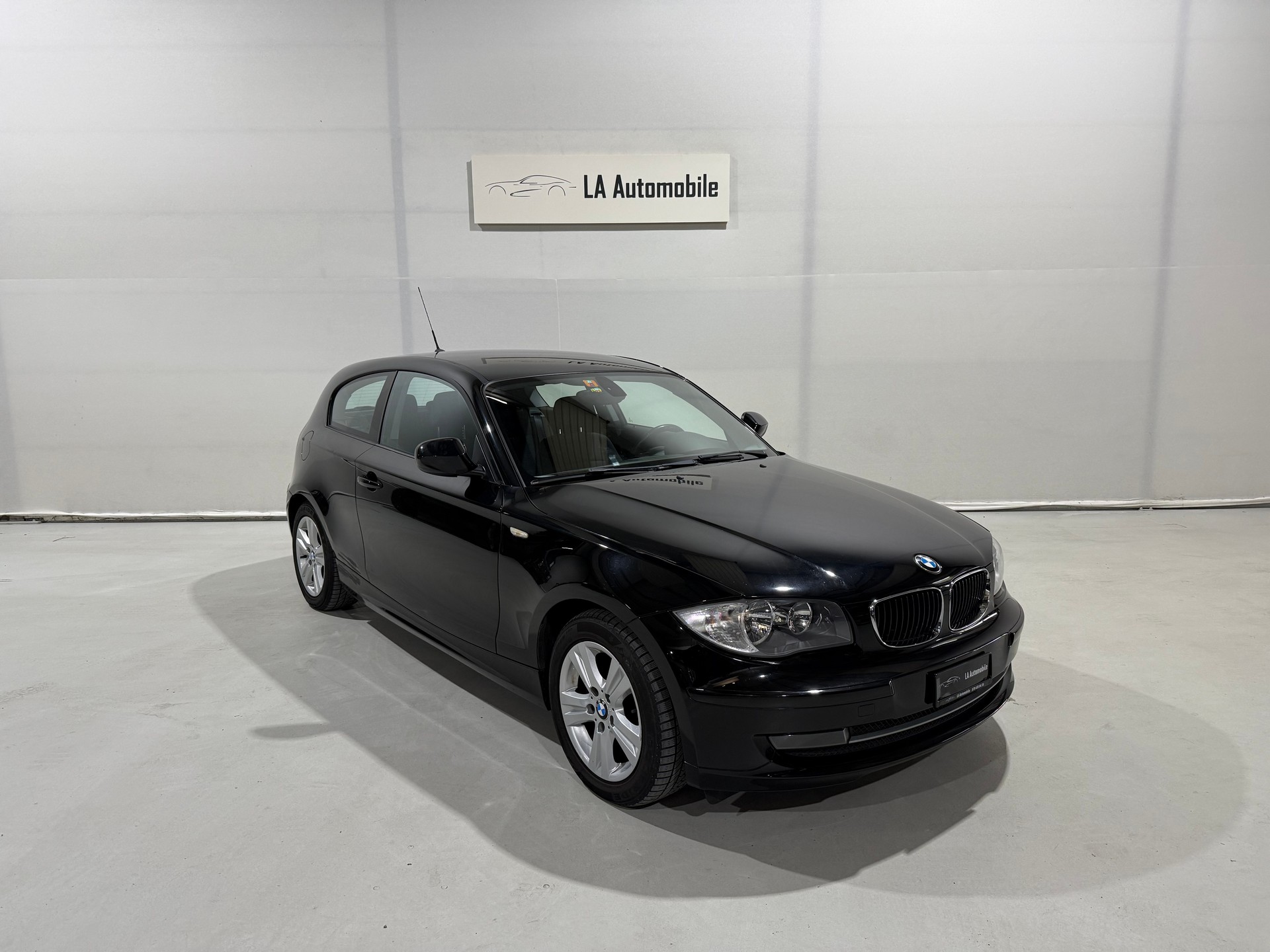 BMW 116i-image-4
