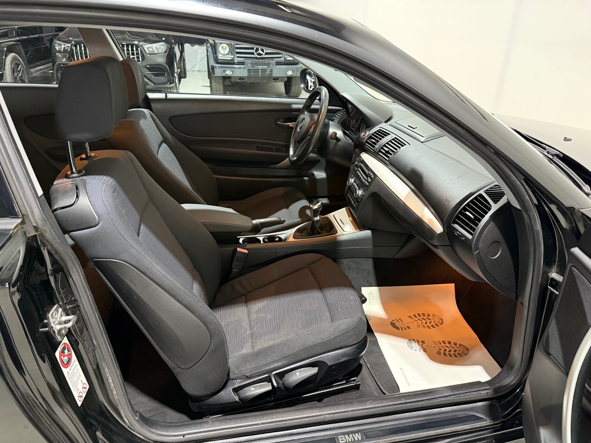 BMW 116i-image-12