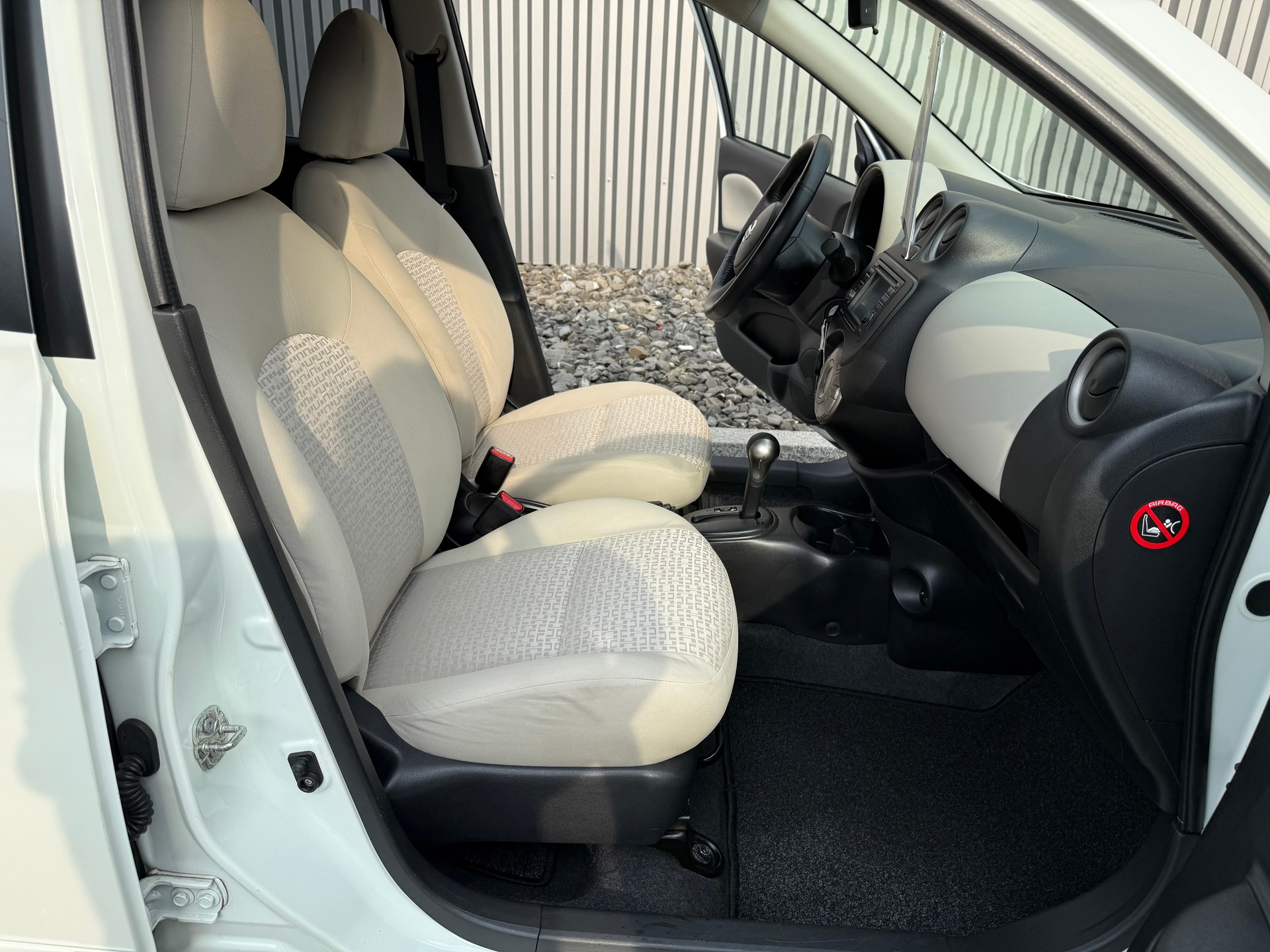 NISSAN Micra 1.2 DIG-S visia BOÎTE A VITESSE NEUF-image-13