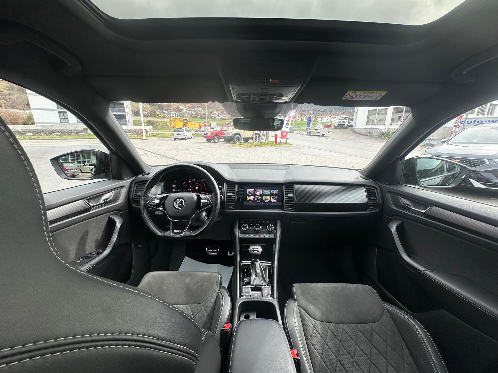 SKODA Kodiaq 2.0 TDI SCR SportLine 4x4 DSG-image-4