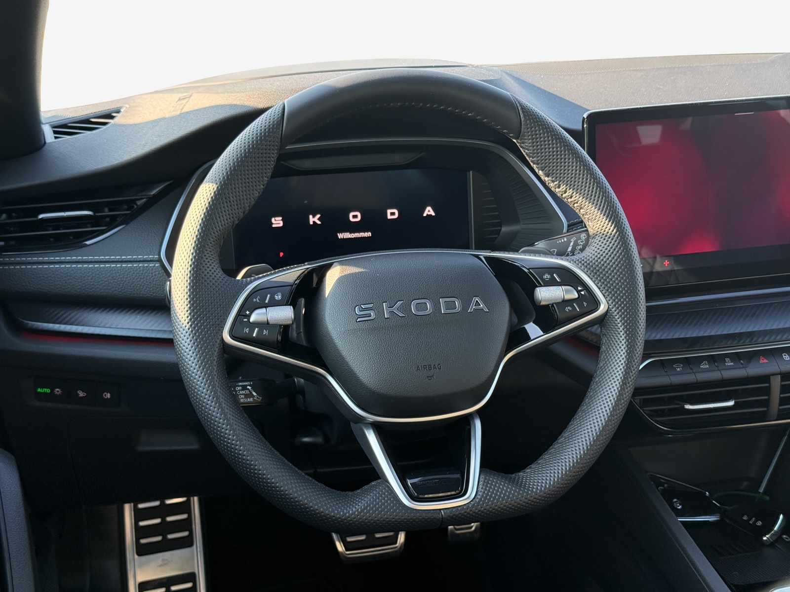 SKODA Octavia Combi 2.0 TSI DSG Sport Line 4x4-image-9