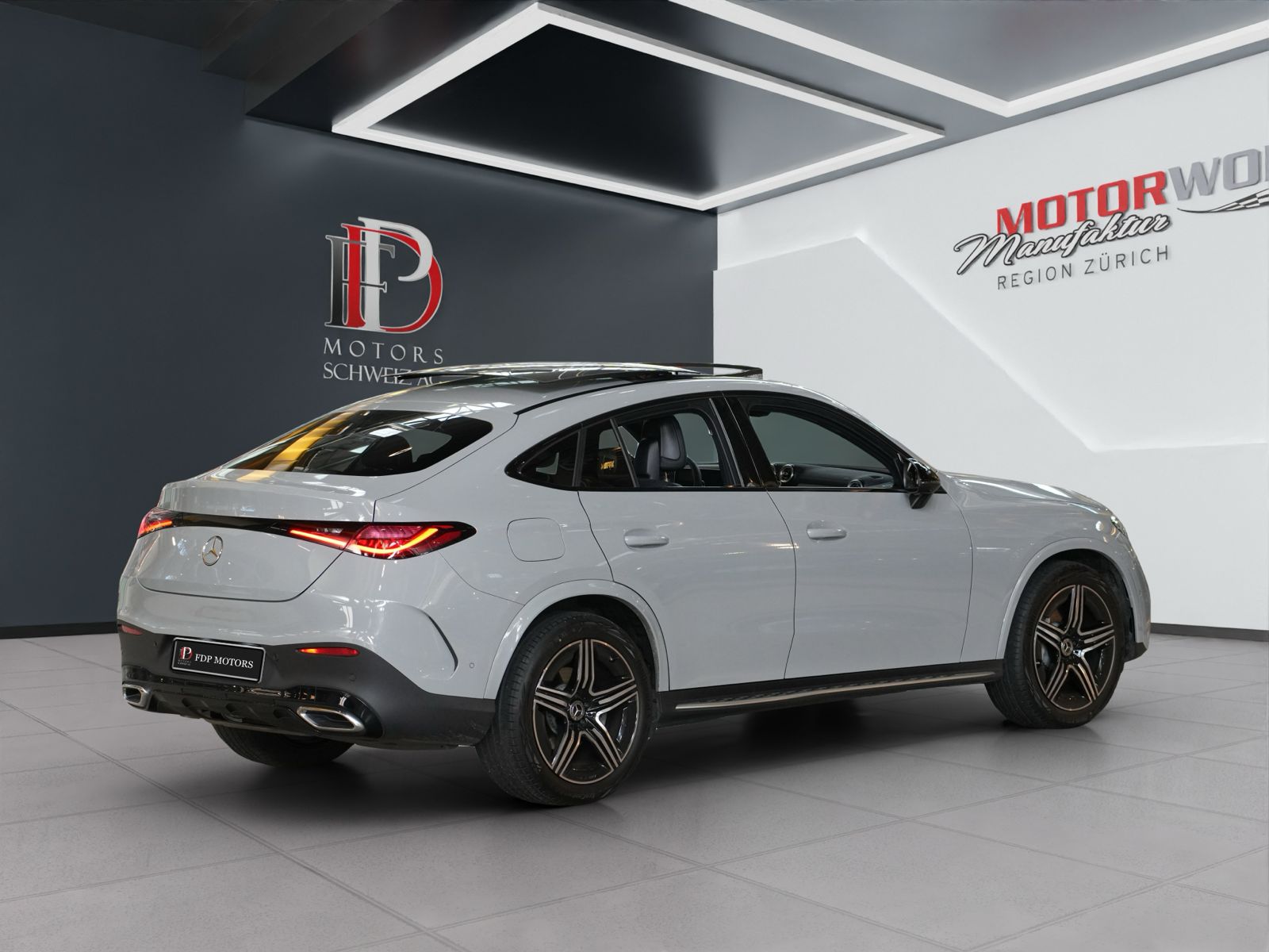 MERCEDES-BENZ GLC Coupé 220 d 4Matic 9G-Tronic-showroom-element-1