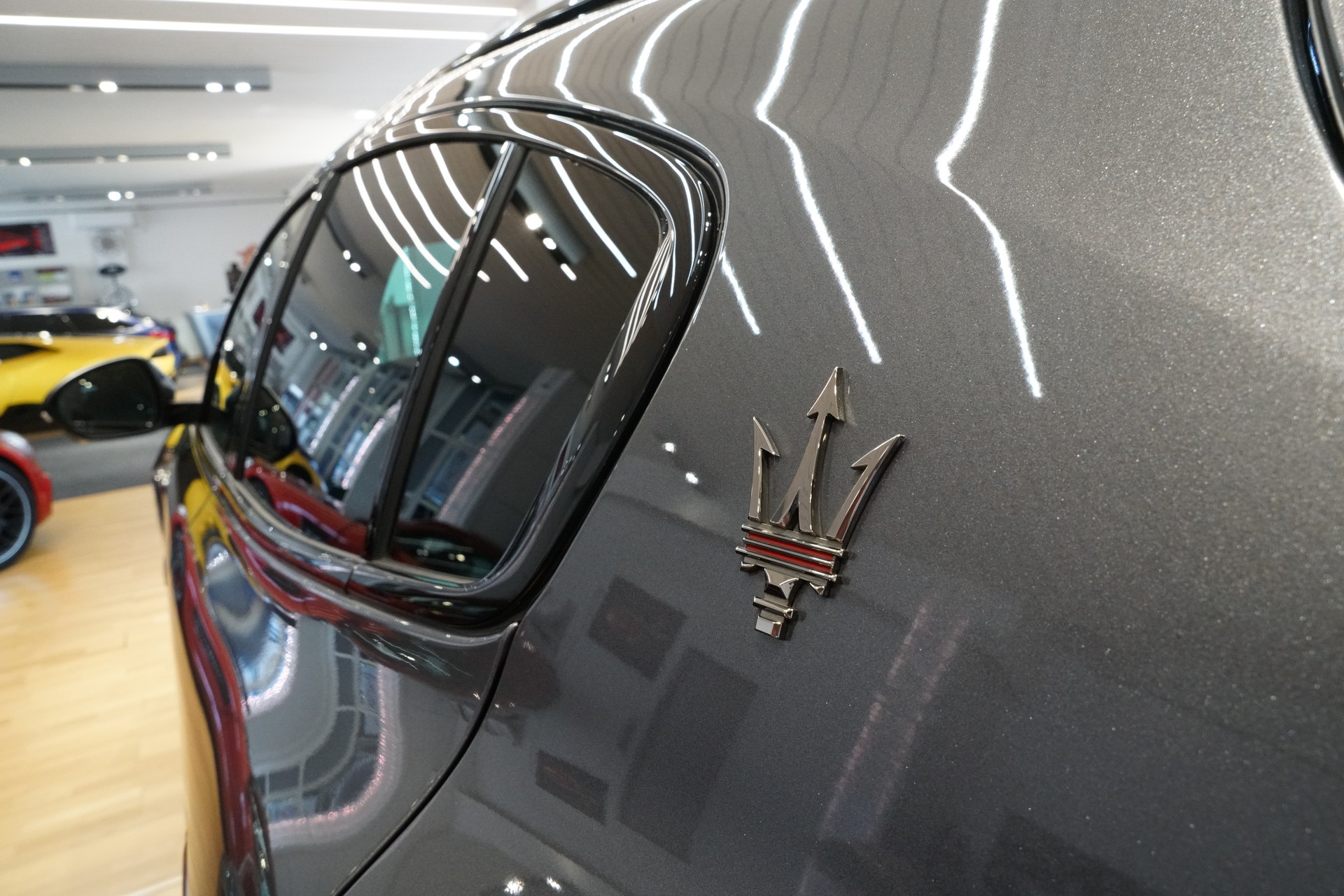 MASERATI Grecale 3.0 Trofeo Automatica-image-11