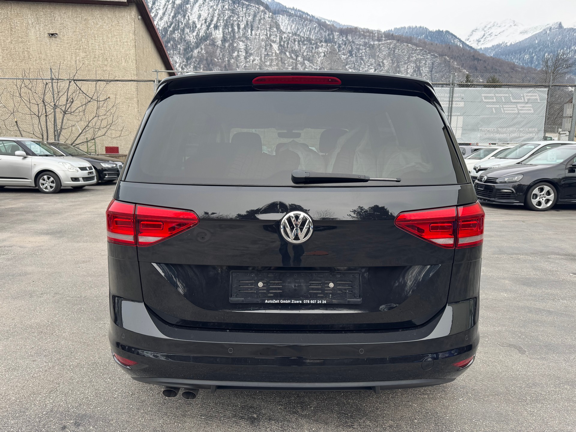 VW Touran 2.0 TDI BlueMotion Technology Highline-image-4