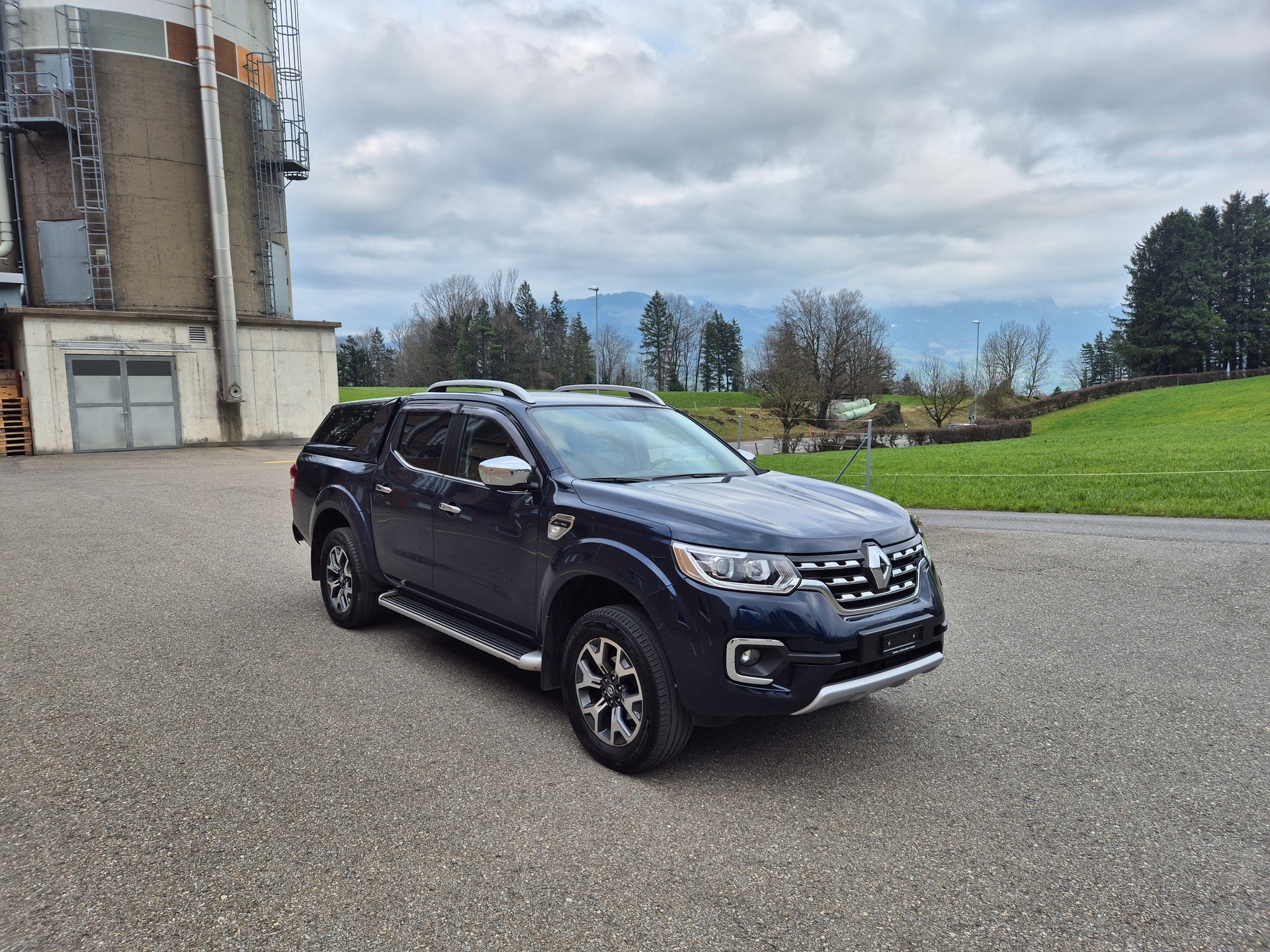 RENAULT Alaskan Doppel Cabin TwinTurbo dci190 4WD-image-3