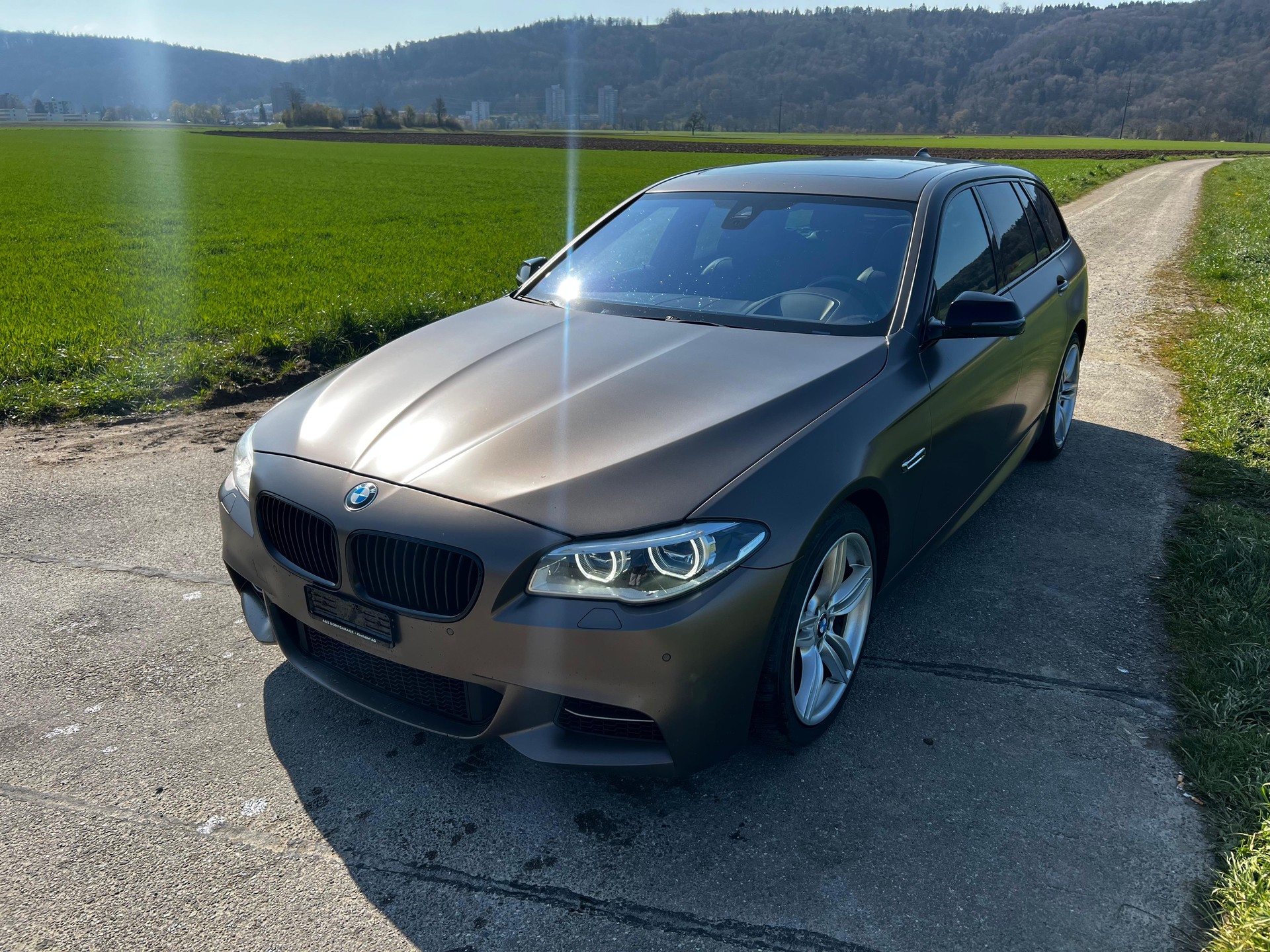 BMW M550d Touring xDrive Steptronic-image-0
