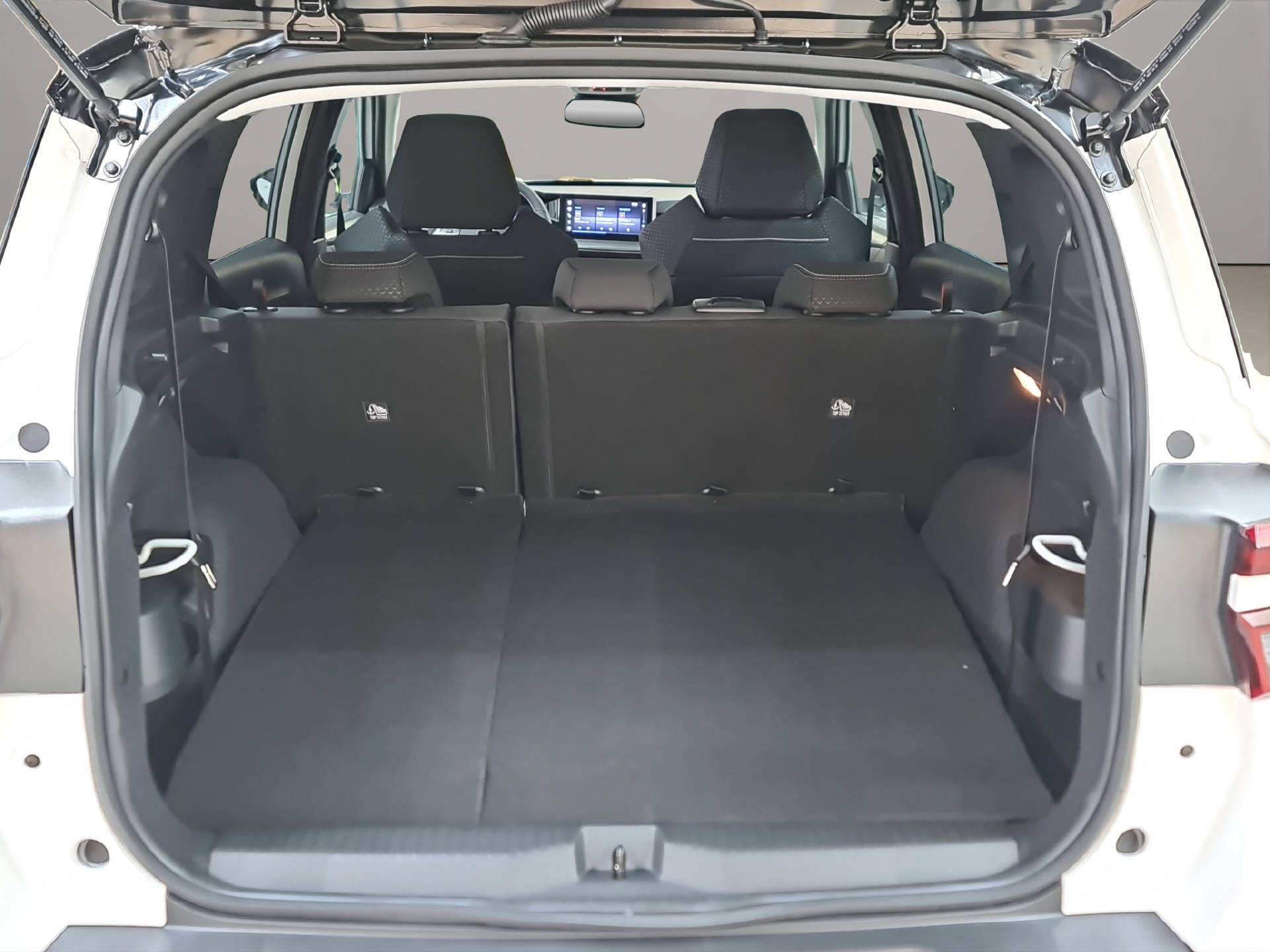 OPEL Frontera 1.2 T HEV 145 GS 7-Plätzer-image-12