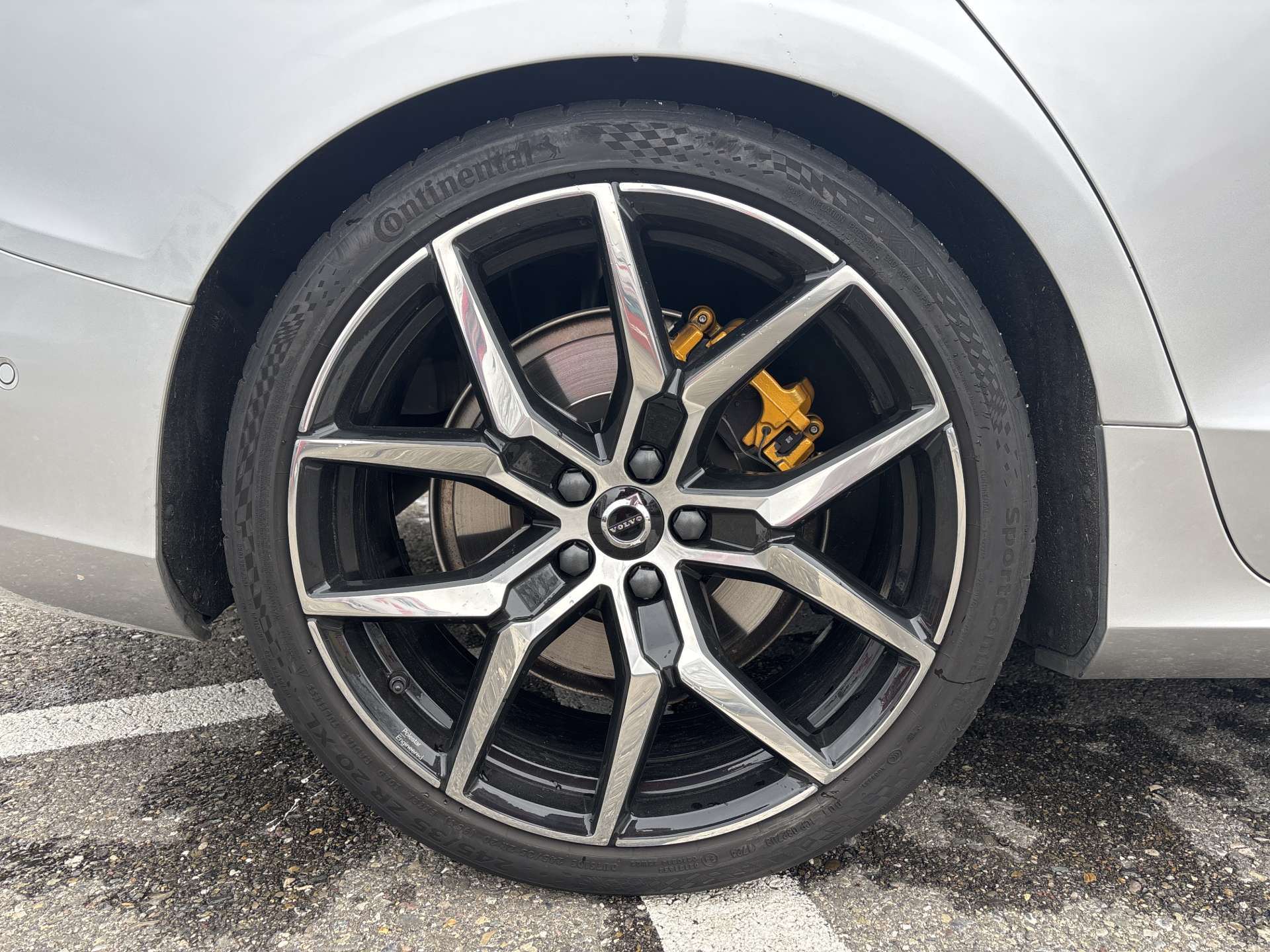 VOLVO V60 T8 eAWD Twin-Engine Polestar 405PS Geartronic-Automat-image-8