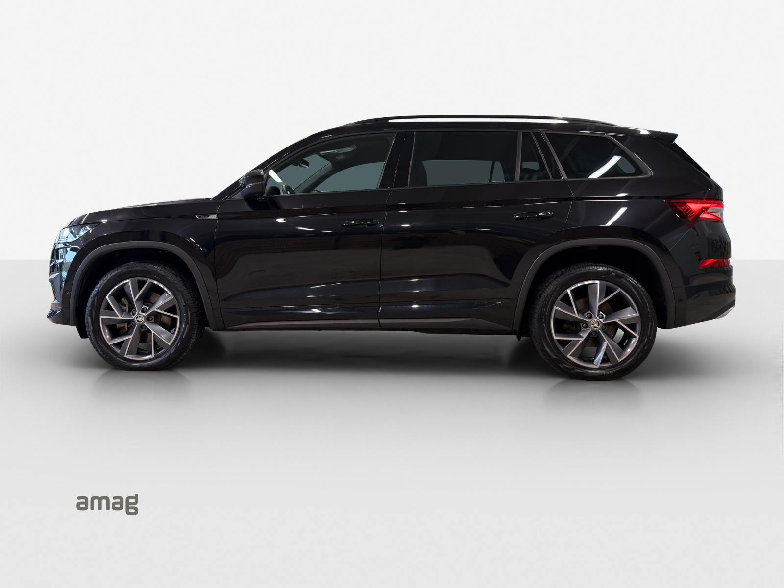 SKODA Kodiaq 2.0 TSI 4x4 SportLine-image-1