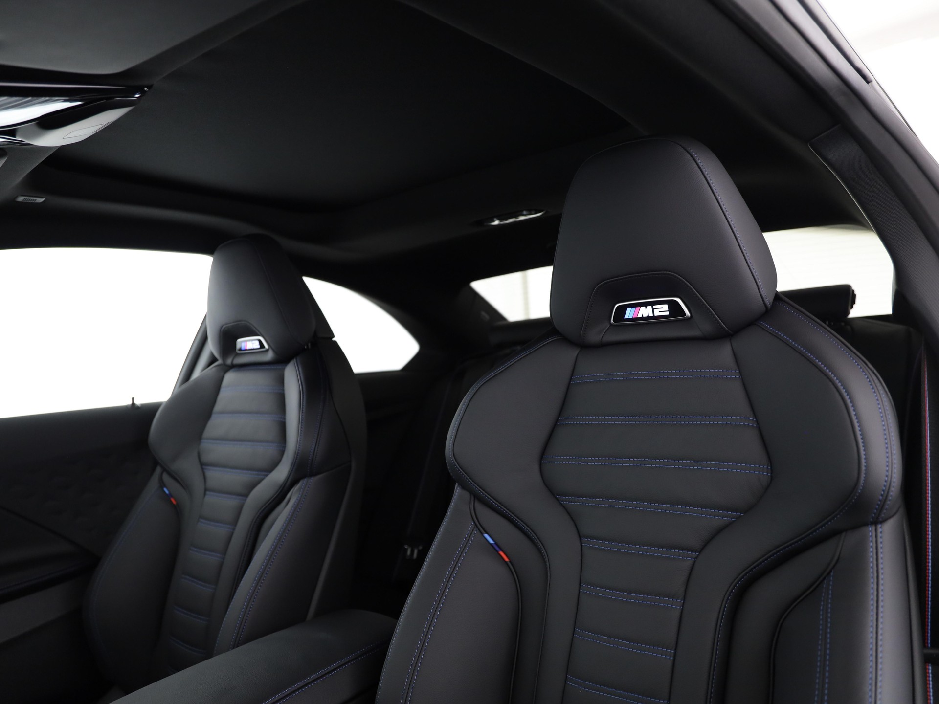 BMW M2 Coupé-image-12