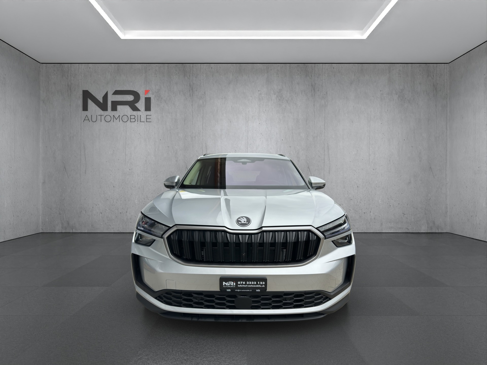 SKODA Kodiaq 2.0 TSI Selection-showroom-element-1