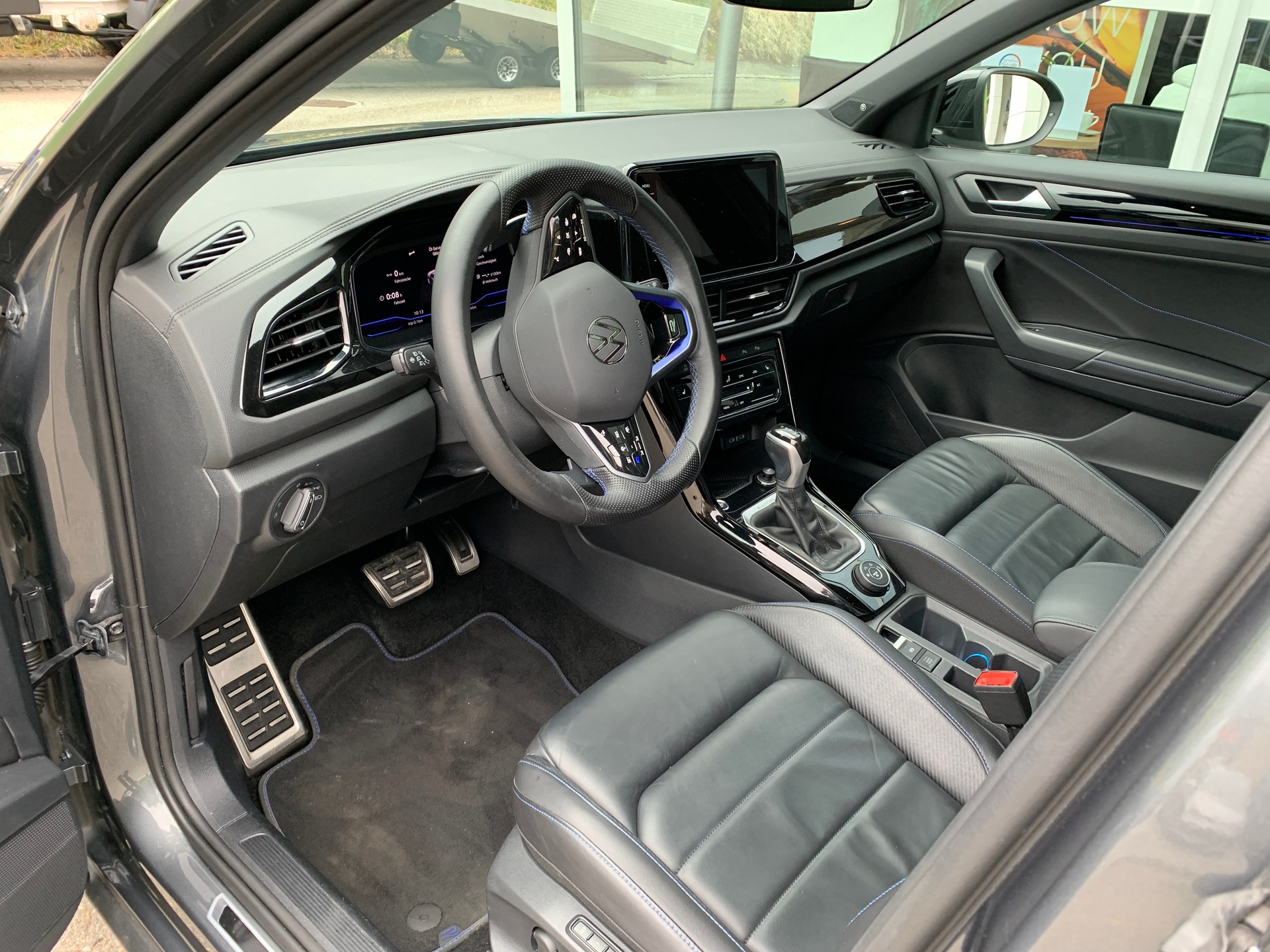 VW T-Roc 2.0 TSI R DSG 4Motion-image-7