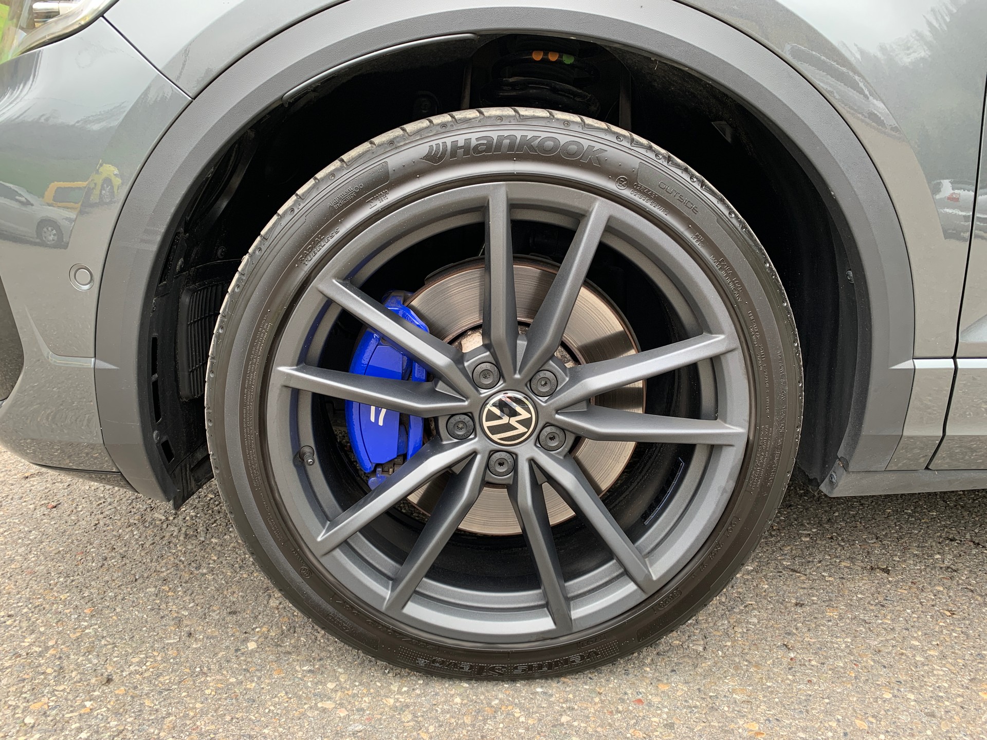 VW T-Roc 2.0 TSI R DSG 4Motion-image-6