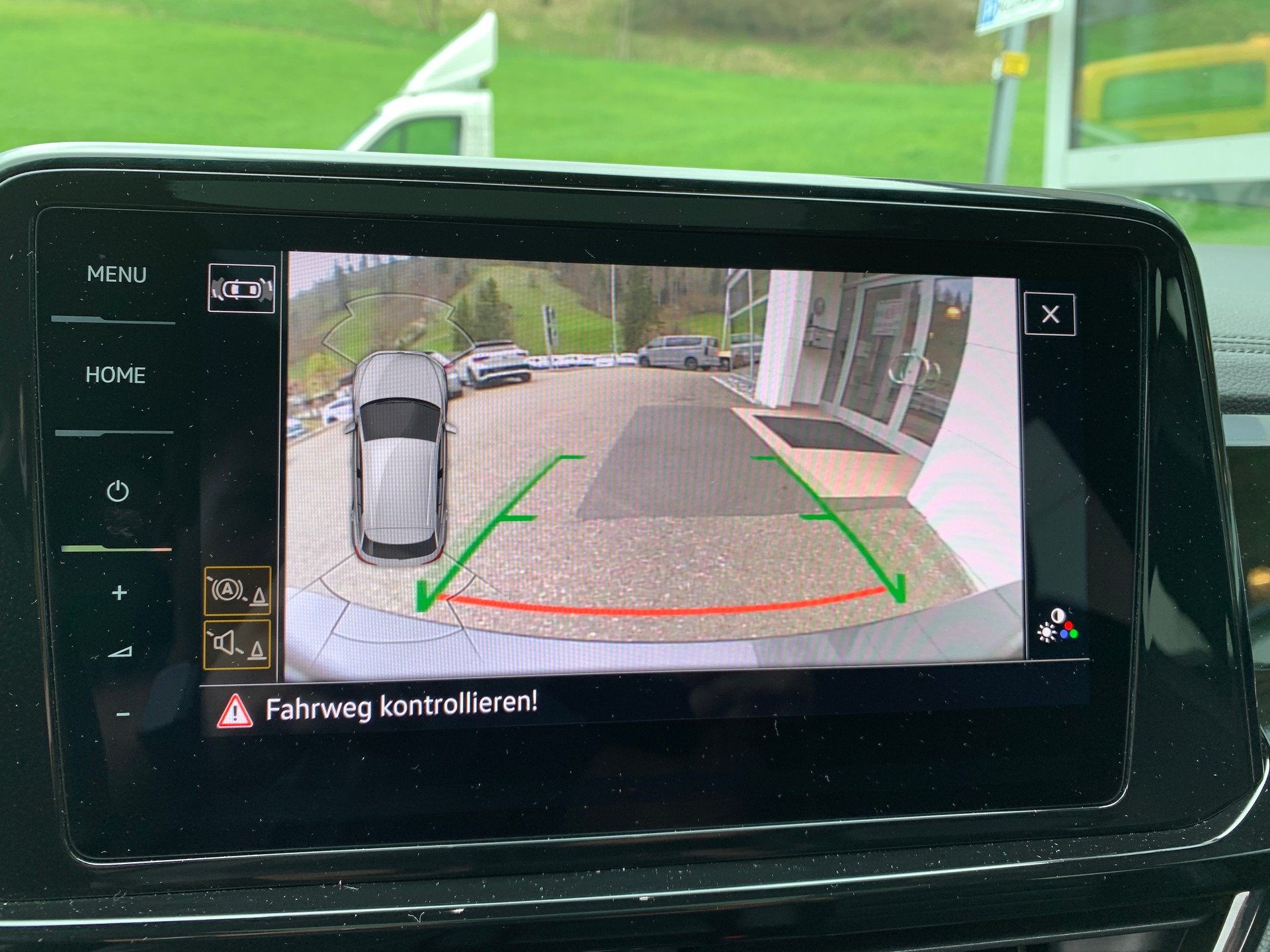 VW T-Roc 2.0 TSI R DSG 4Motion-image-13