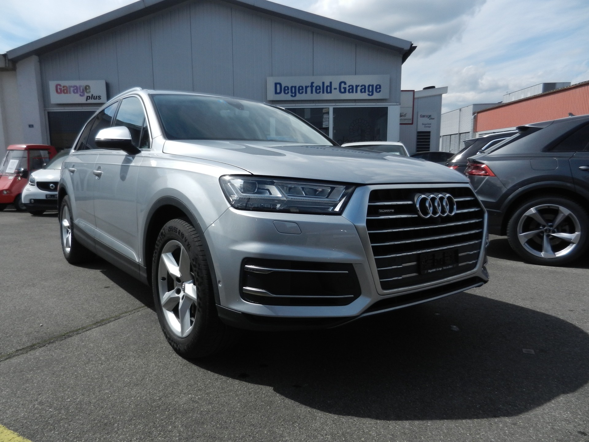 AUDI Q7 3.0 TDI quattro tiptronic