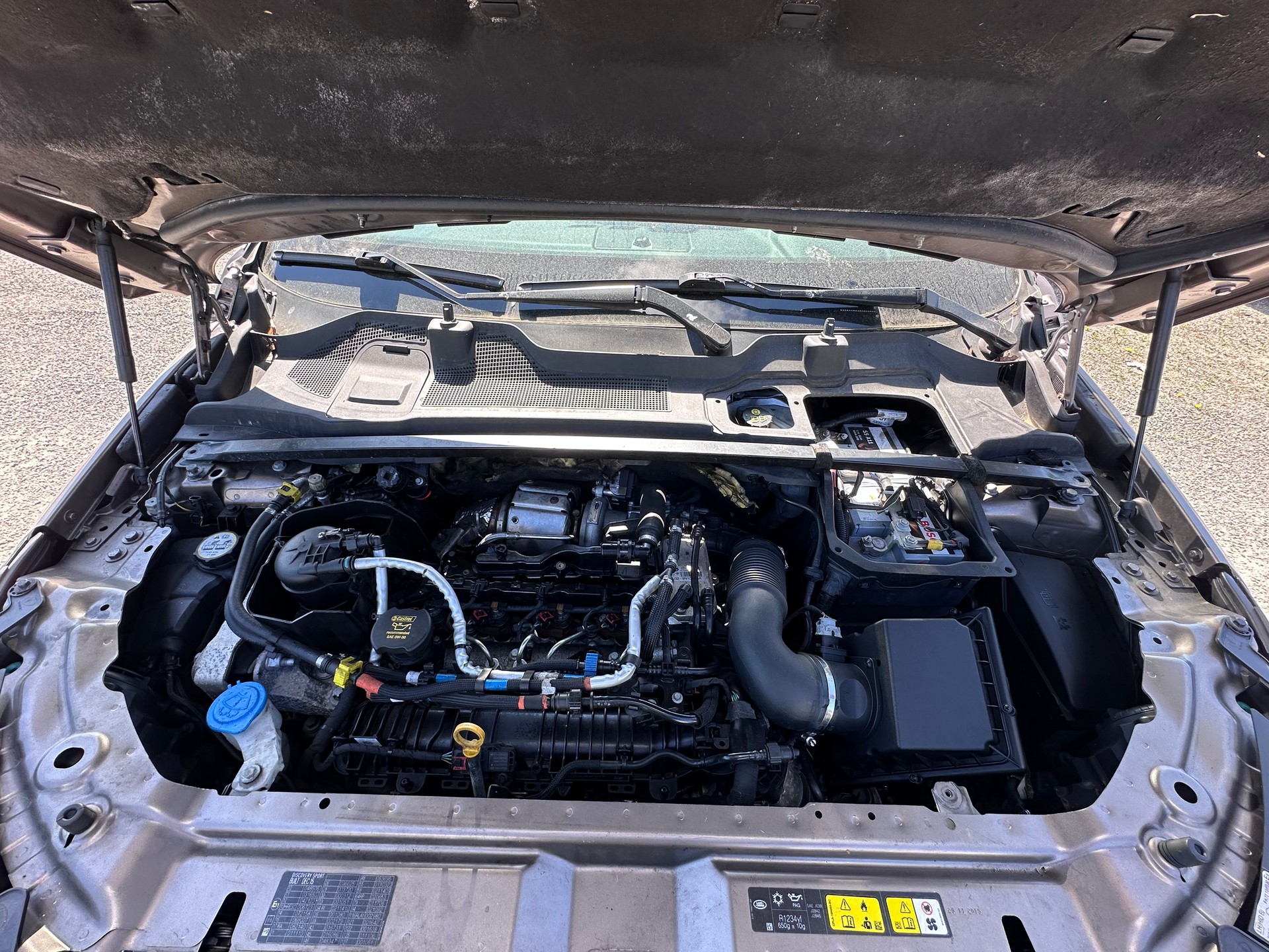 LAND ROVER Discovery Sport 2.0 TD4 HSE AT9-image-14