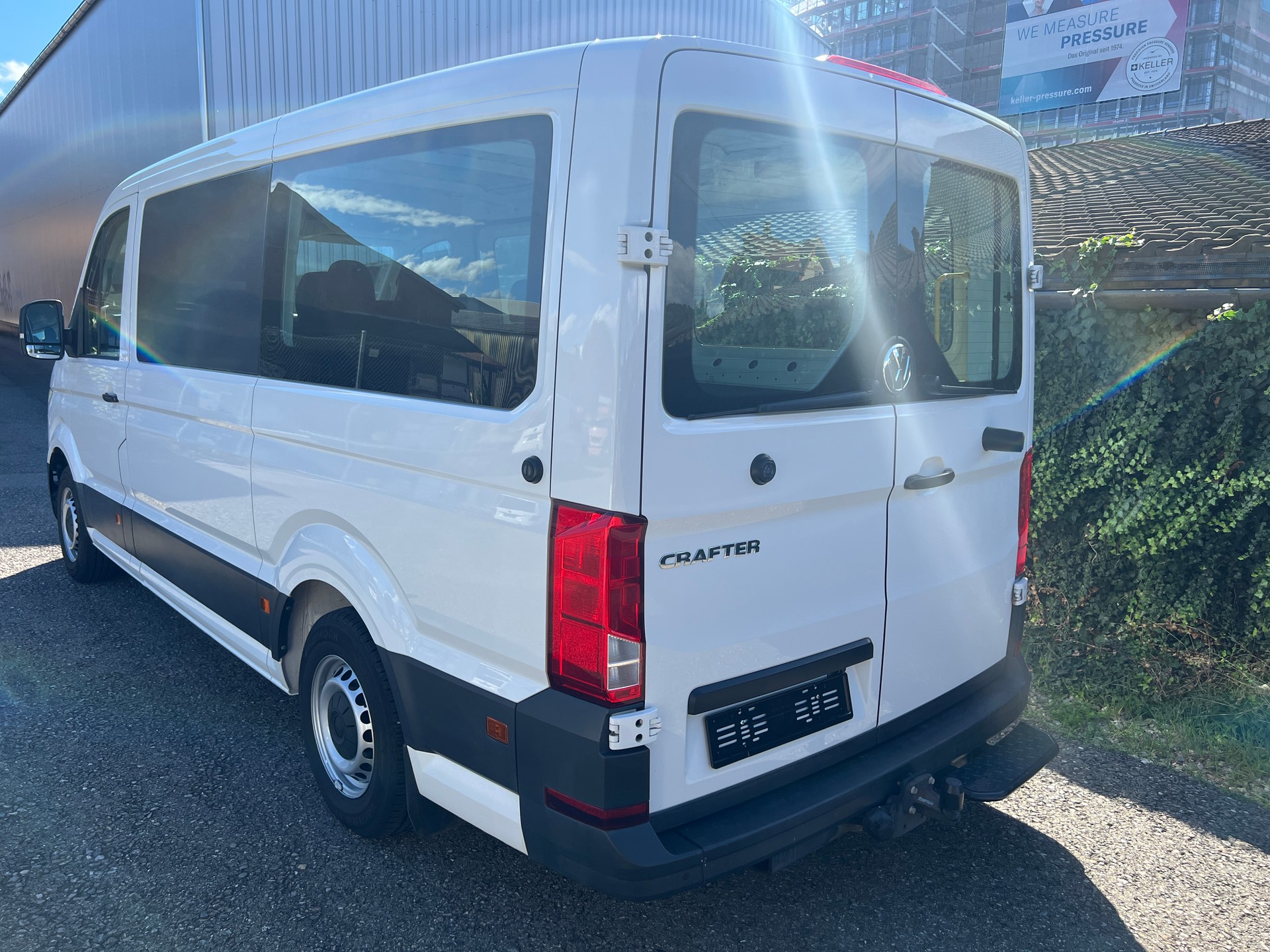 VW Crafter 35 2.0 TDI L3 A-image-2