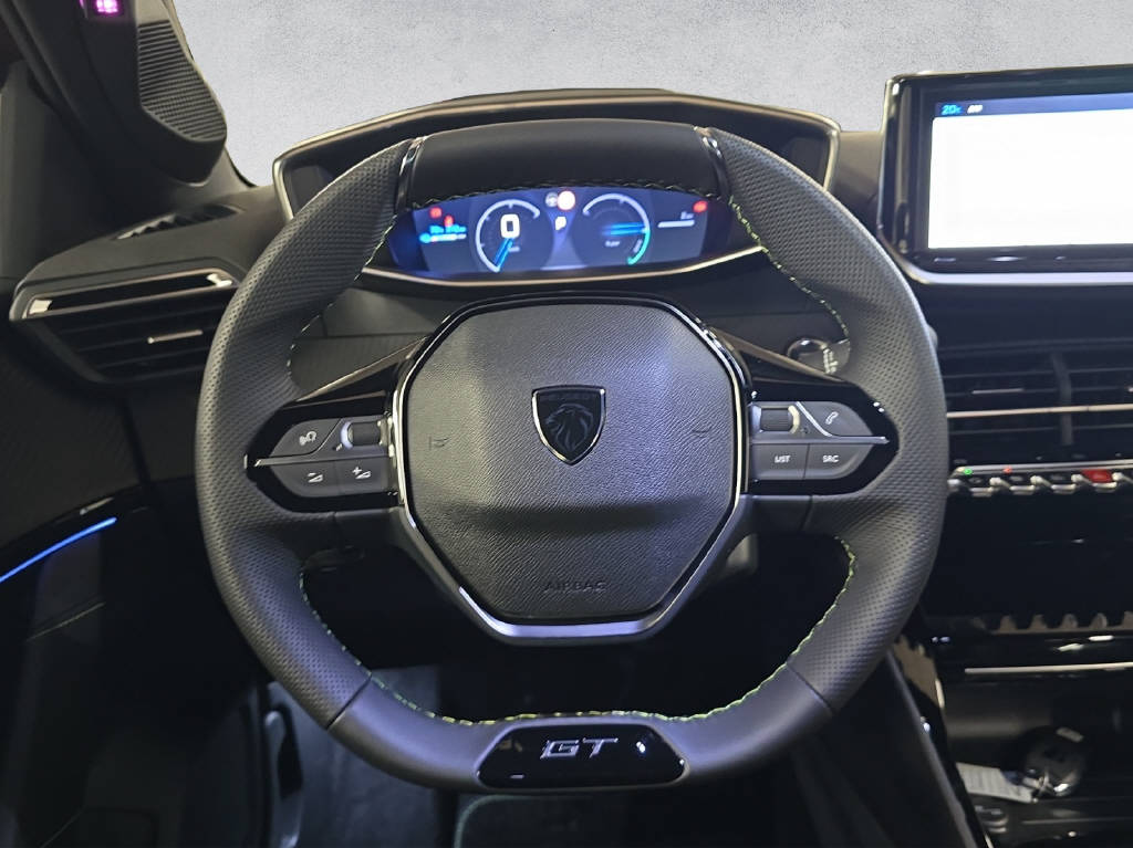 PEUGEOT 208 e-GT-image-11