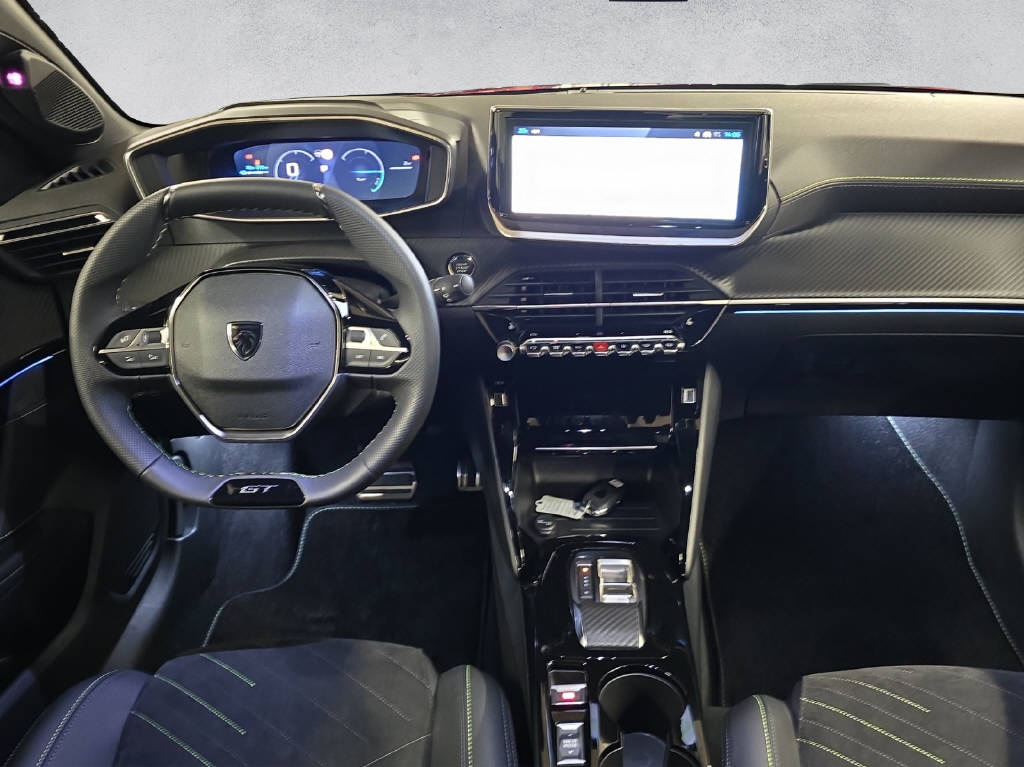 PEUGEOT 208 e-GT-image-13