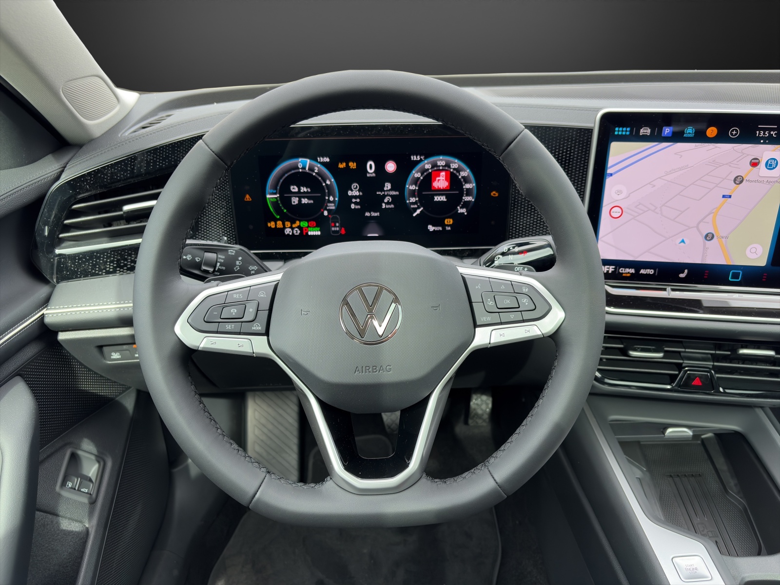 VW Passat Variant 1.5 TSI evo2 Plug-In- Hybrid Business DSG-image-10
