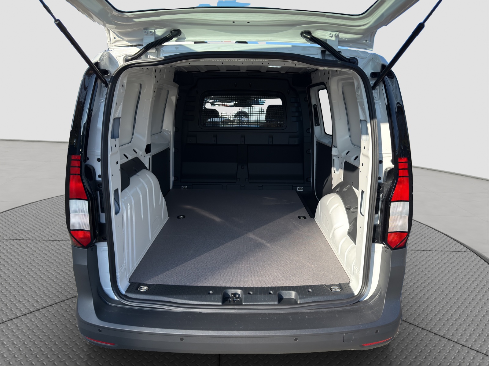 VW Caddy Cargo 2.0TDI Maxi 4Motion-image-13