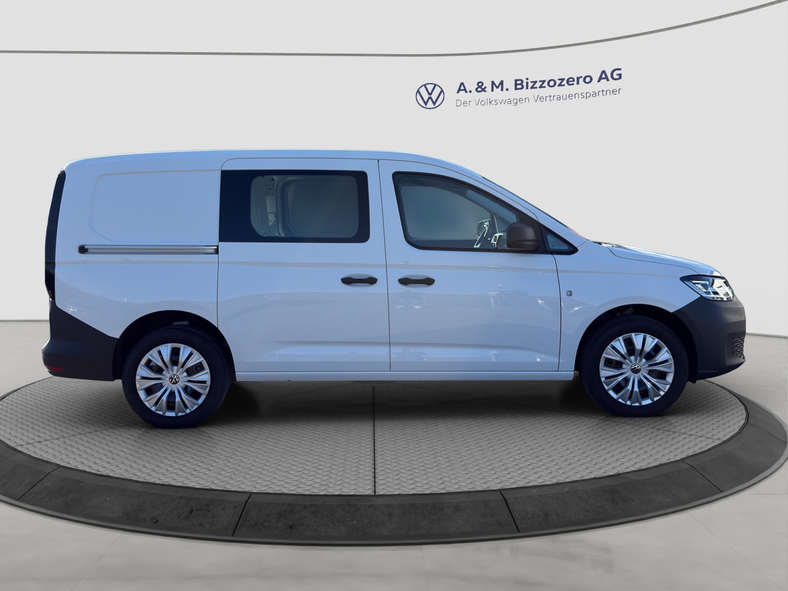 VW Caddy Cargo 2.0TDI Maxi 4Motion-image-5
