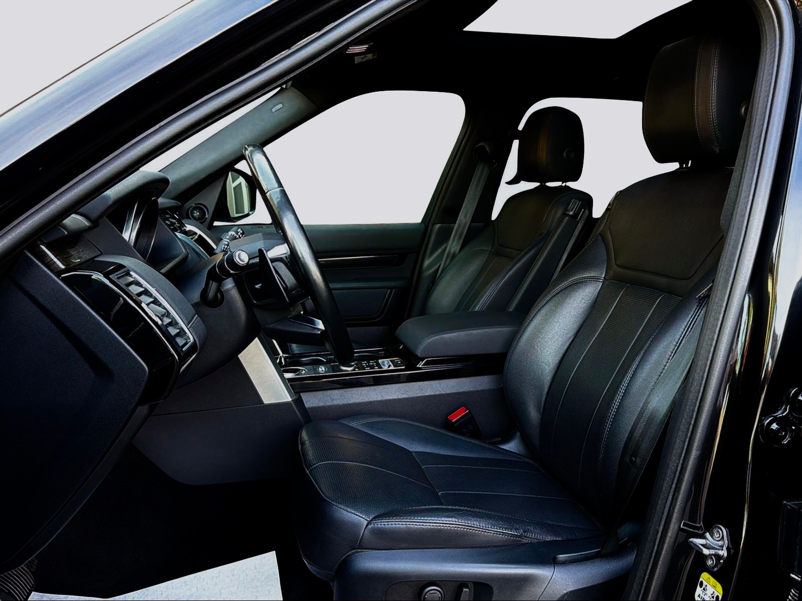 LAND ROVER Discovery 3.0 TD6 HSE Automatic-image-8