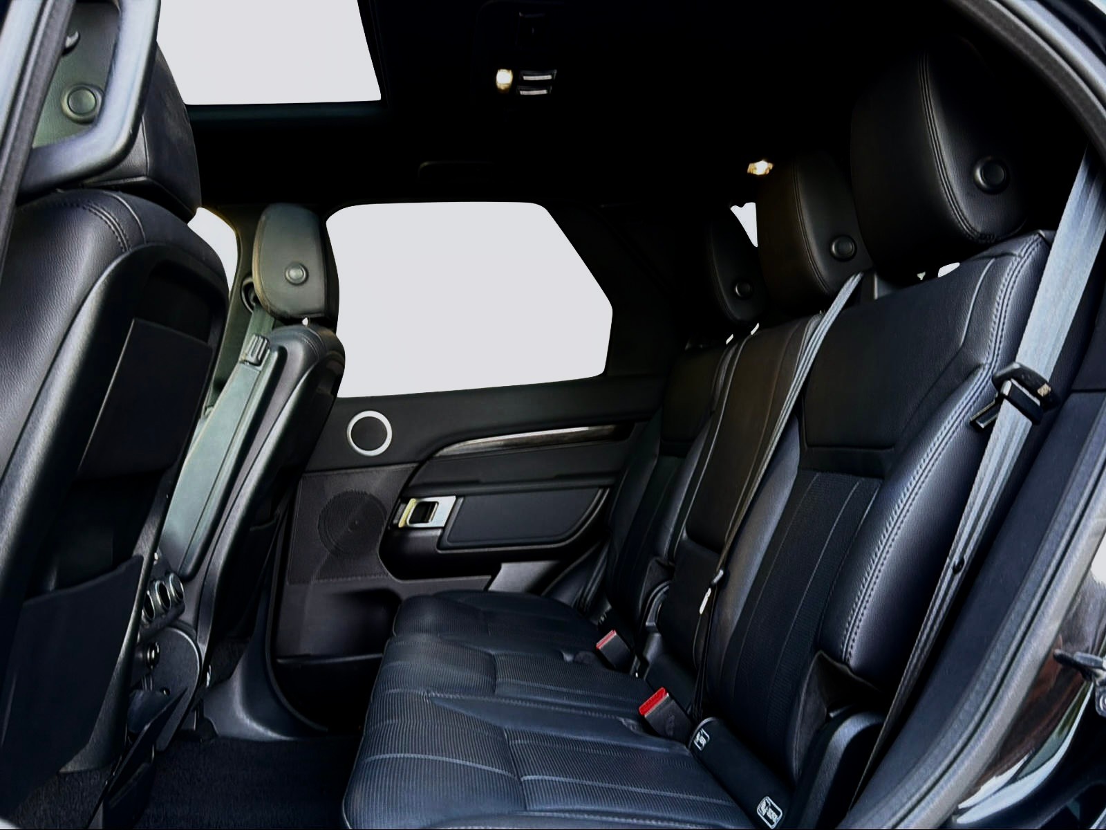 LAND ROVER Discovery 3.0 TD6 HSE Automatic-image-10