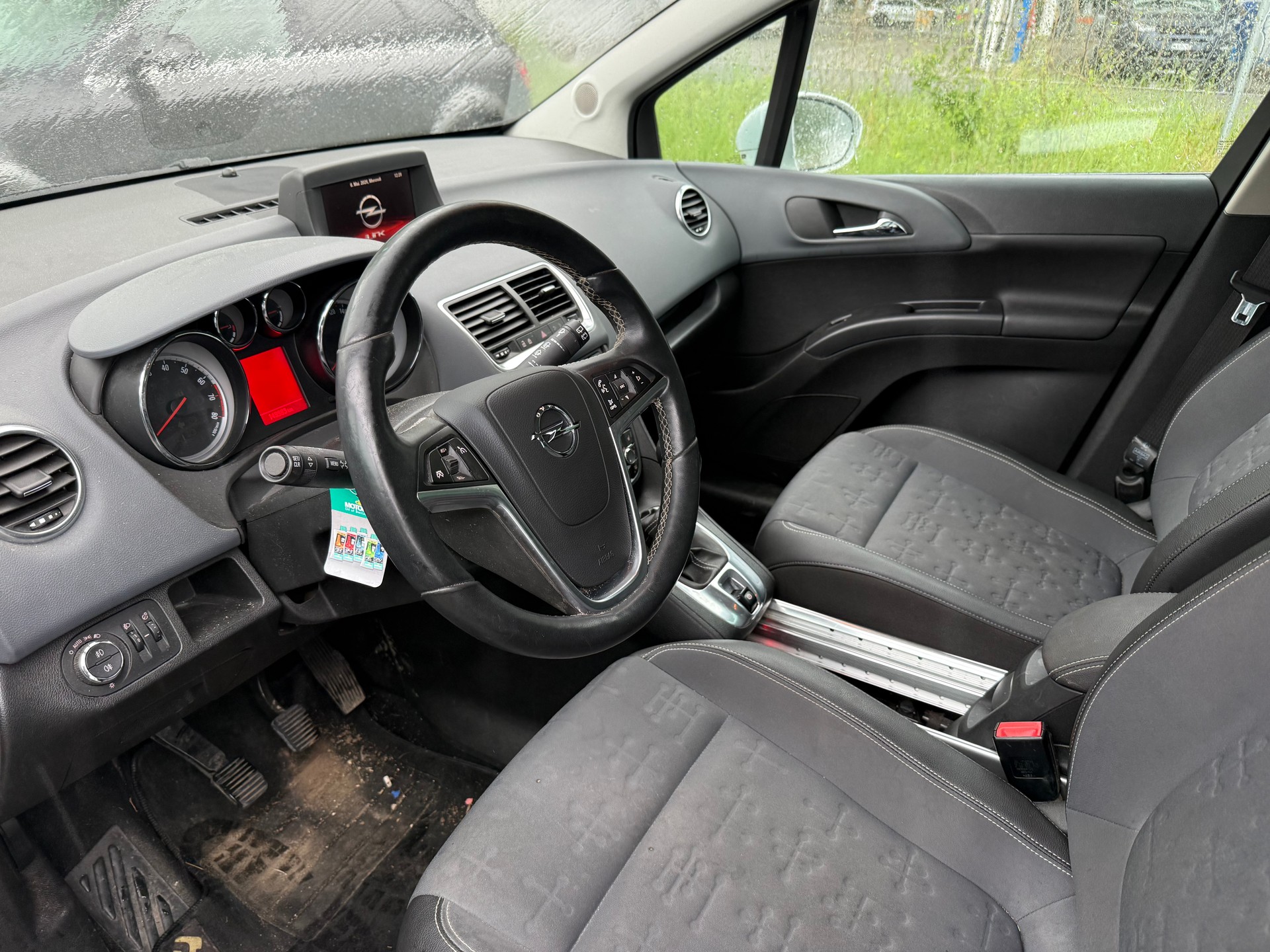 OPEL Meriva 1.4 Turbo Cosmo-image-5
