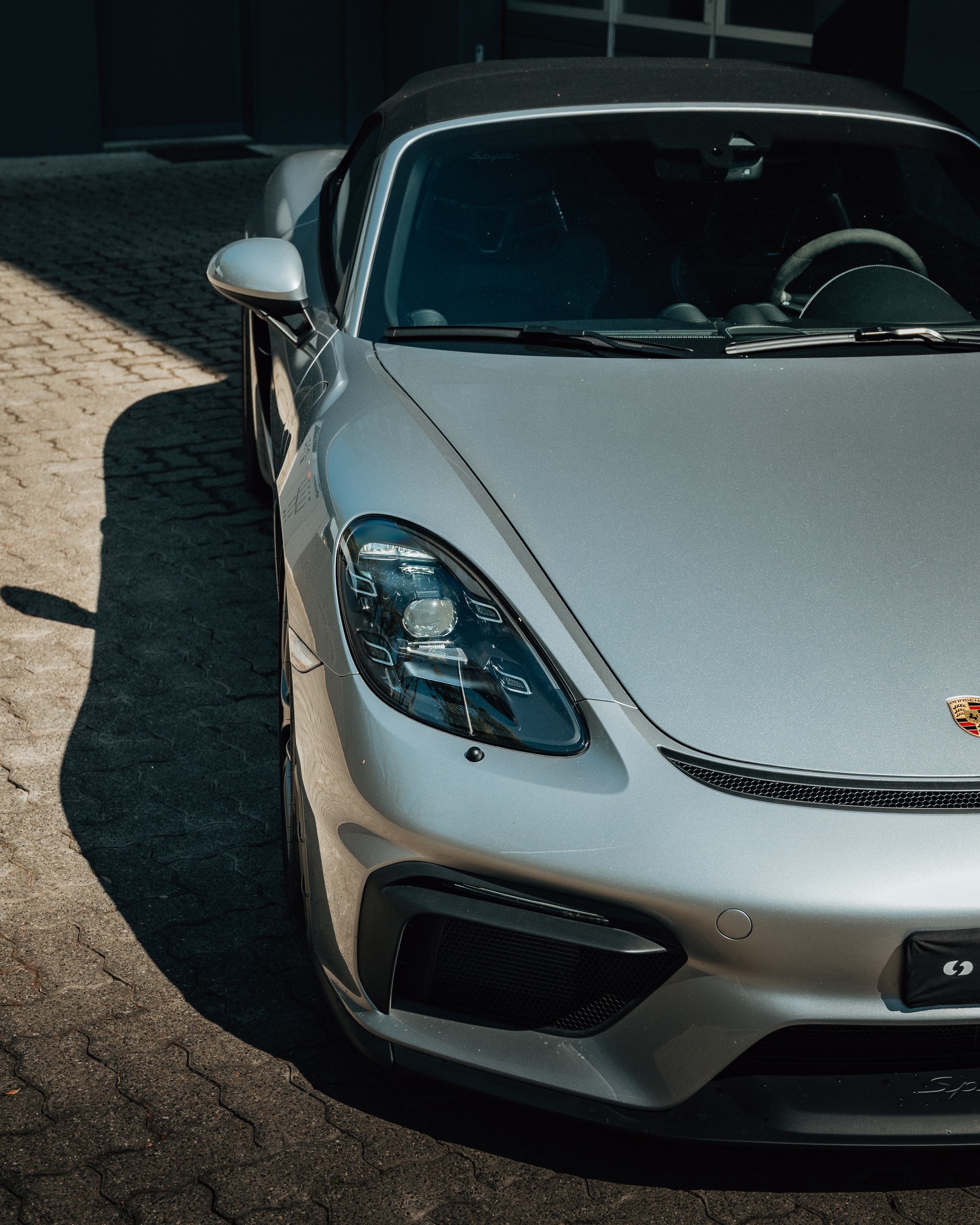 PORSCHE 718 Boxster Spyder-image-3