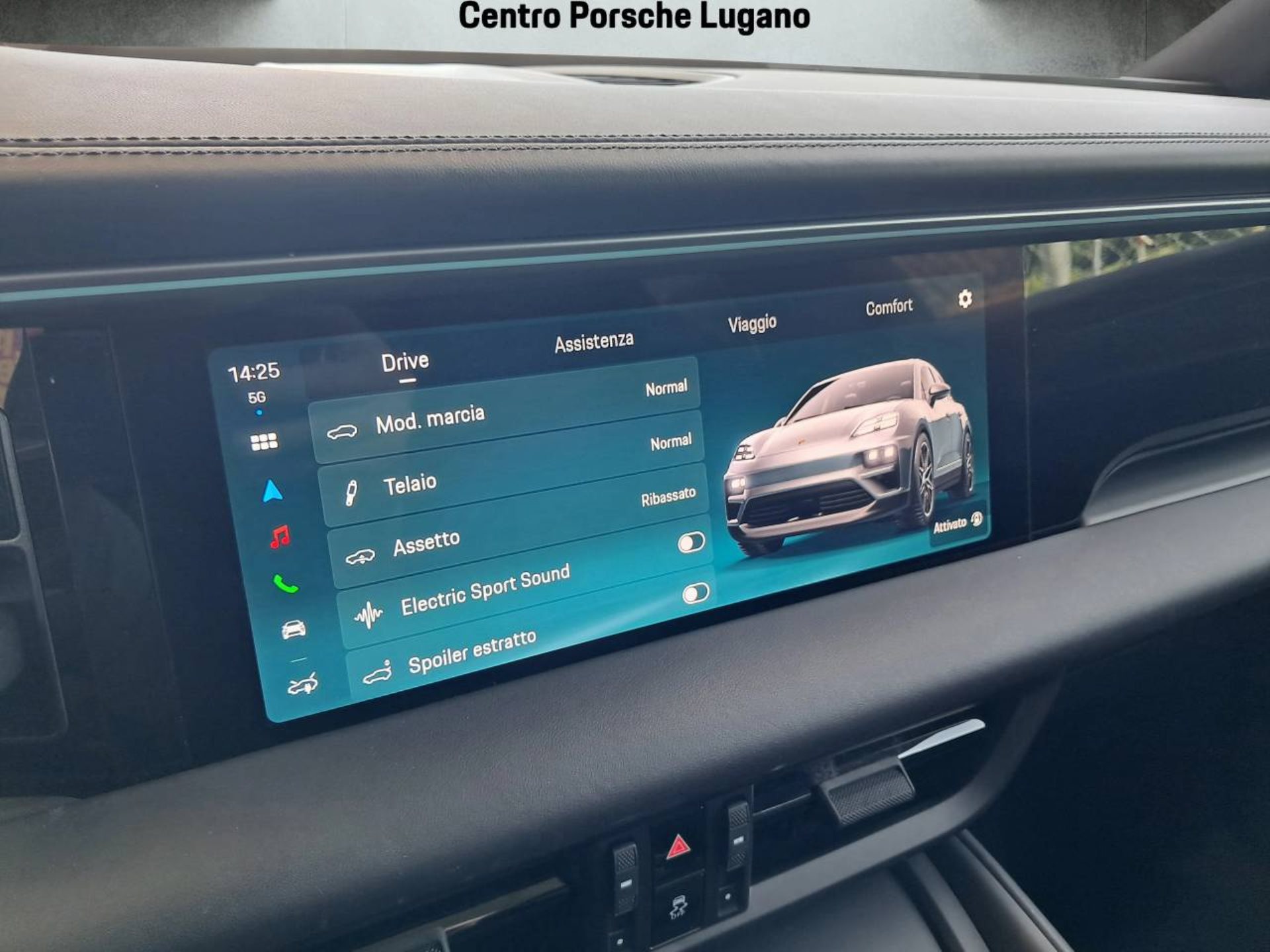 PORSCHE Macan 4 Electric-image-19
