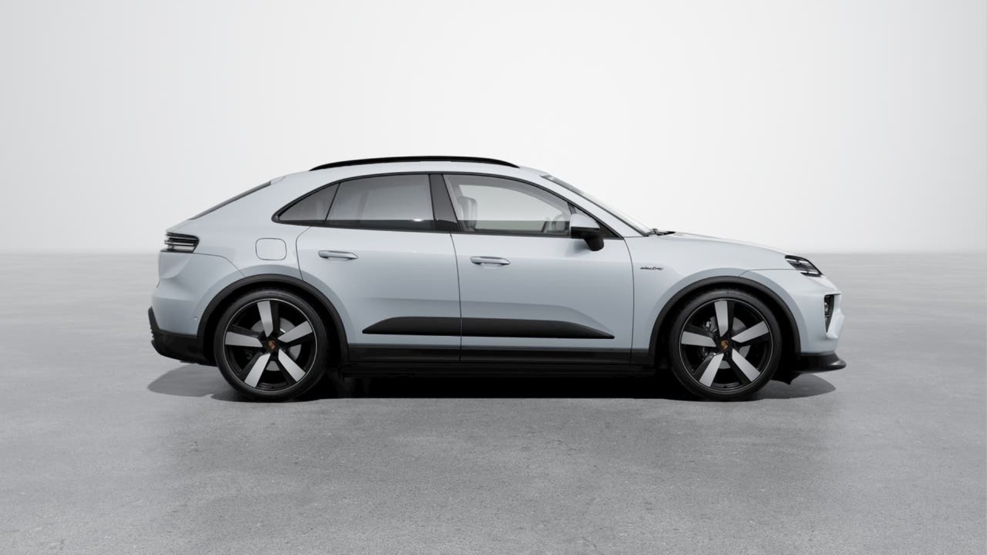 PORSCHE Macan 4 Electric-image-5