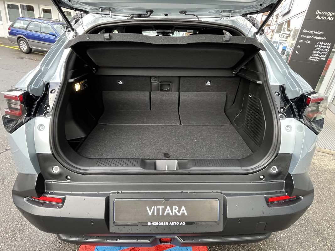 SUZUKI e Vitara Compact Top 4x4-image-4