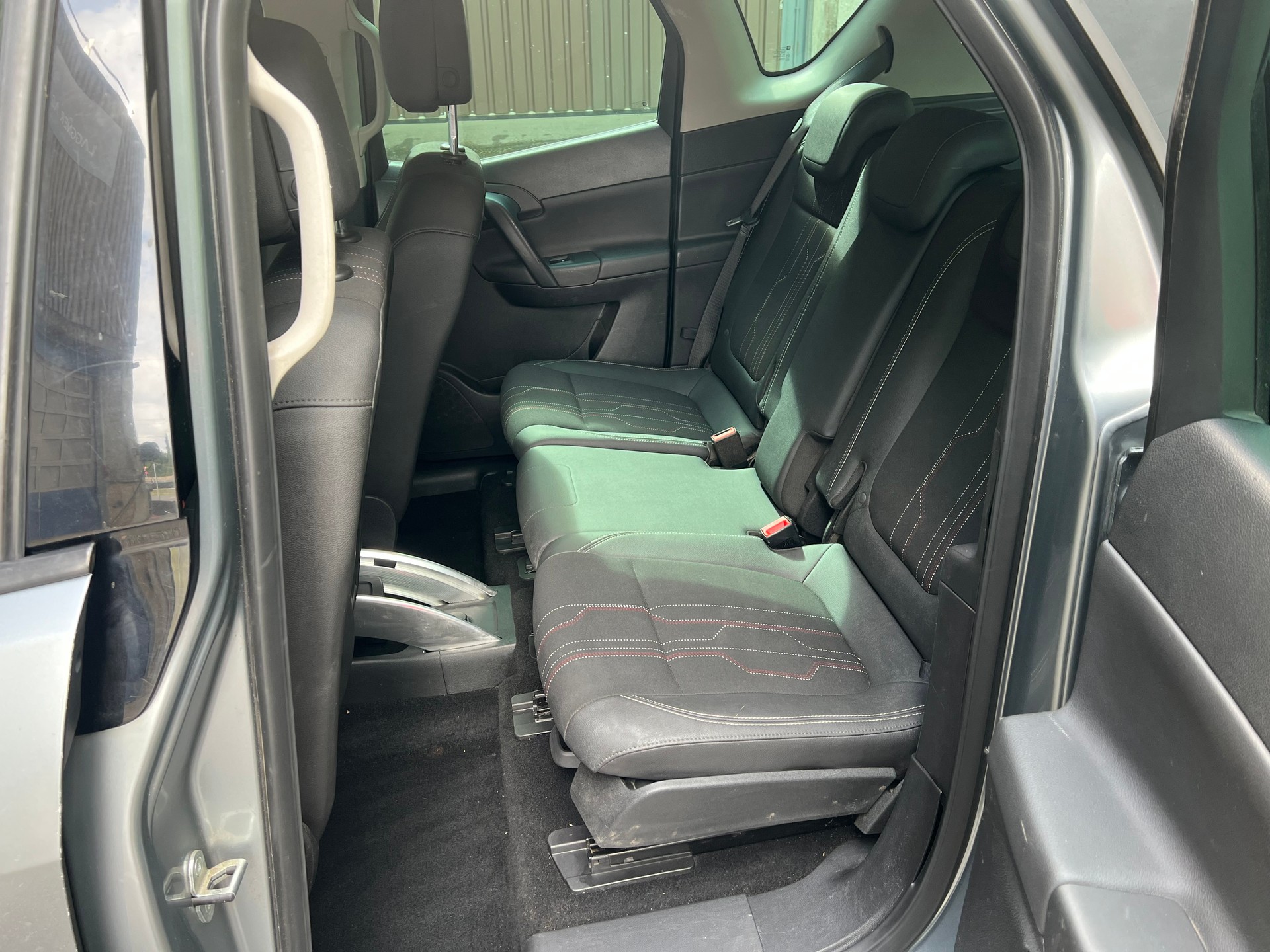 OPEL Meriva 1.4 Turbo Anniversary Edition-image-4