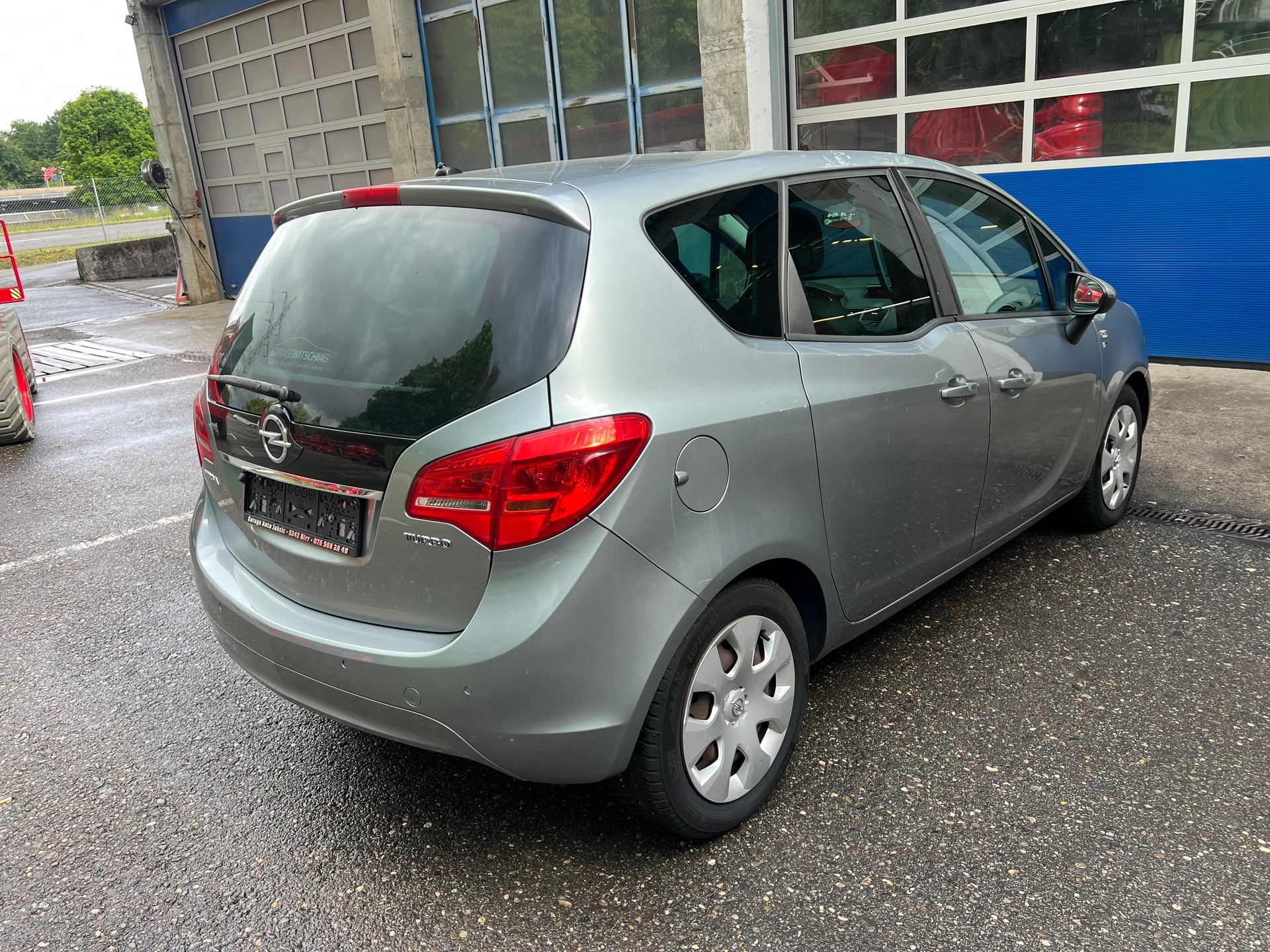 OPEL Meriva 1.4 Turbo Anniversary Edition-image-3