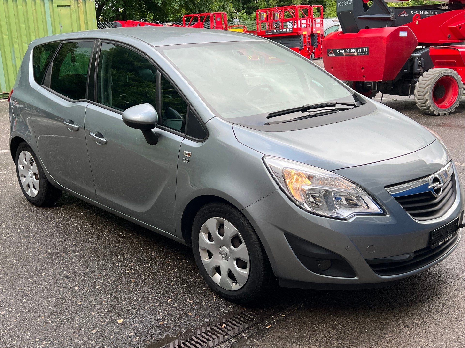 OPEL Meriva 1.4 Turbo Anniversary Edition-image-0