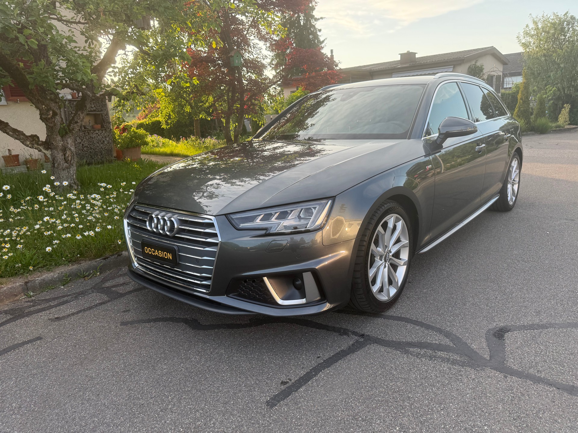 AUDI A4 Avant 40 TFSI Sport S-tronic SLine