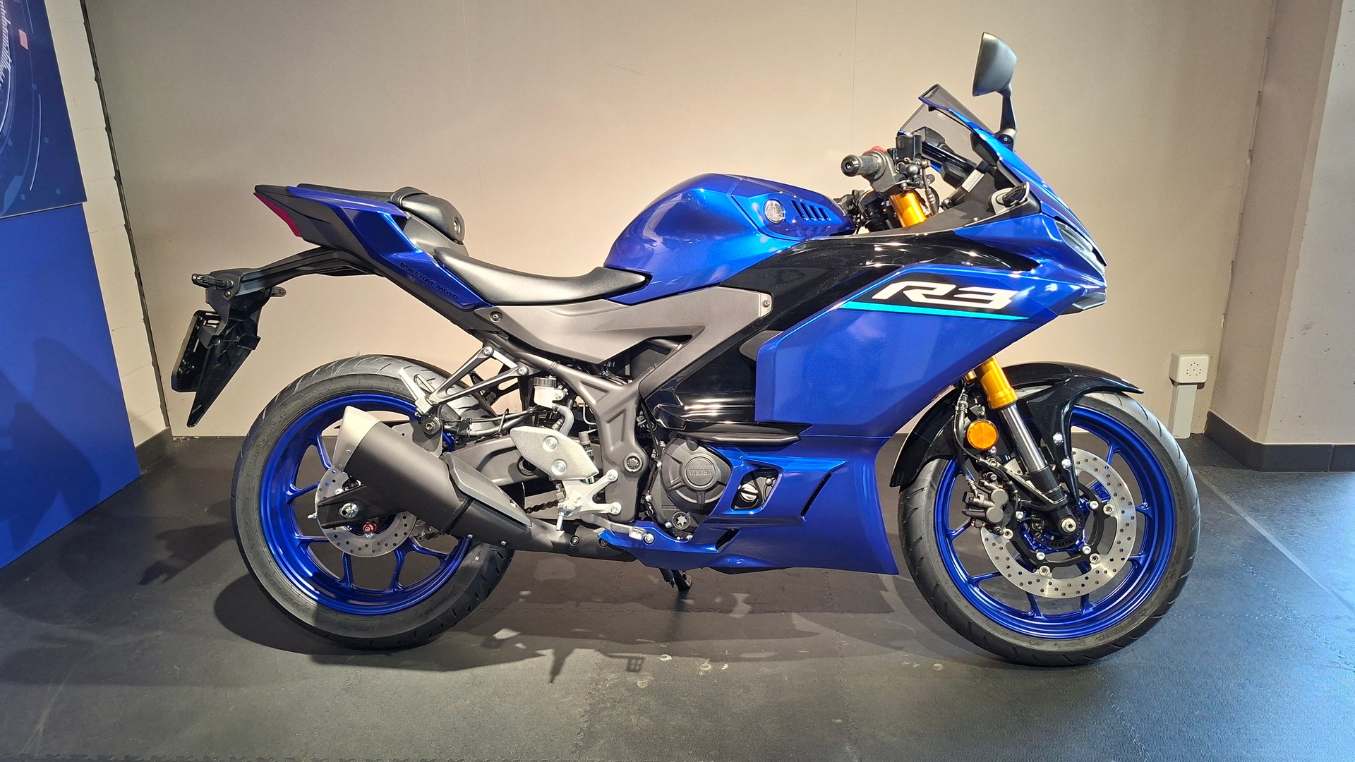 YAMAHA YZF-R3