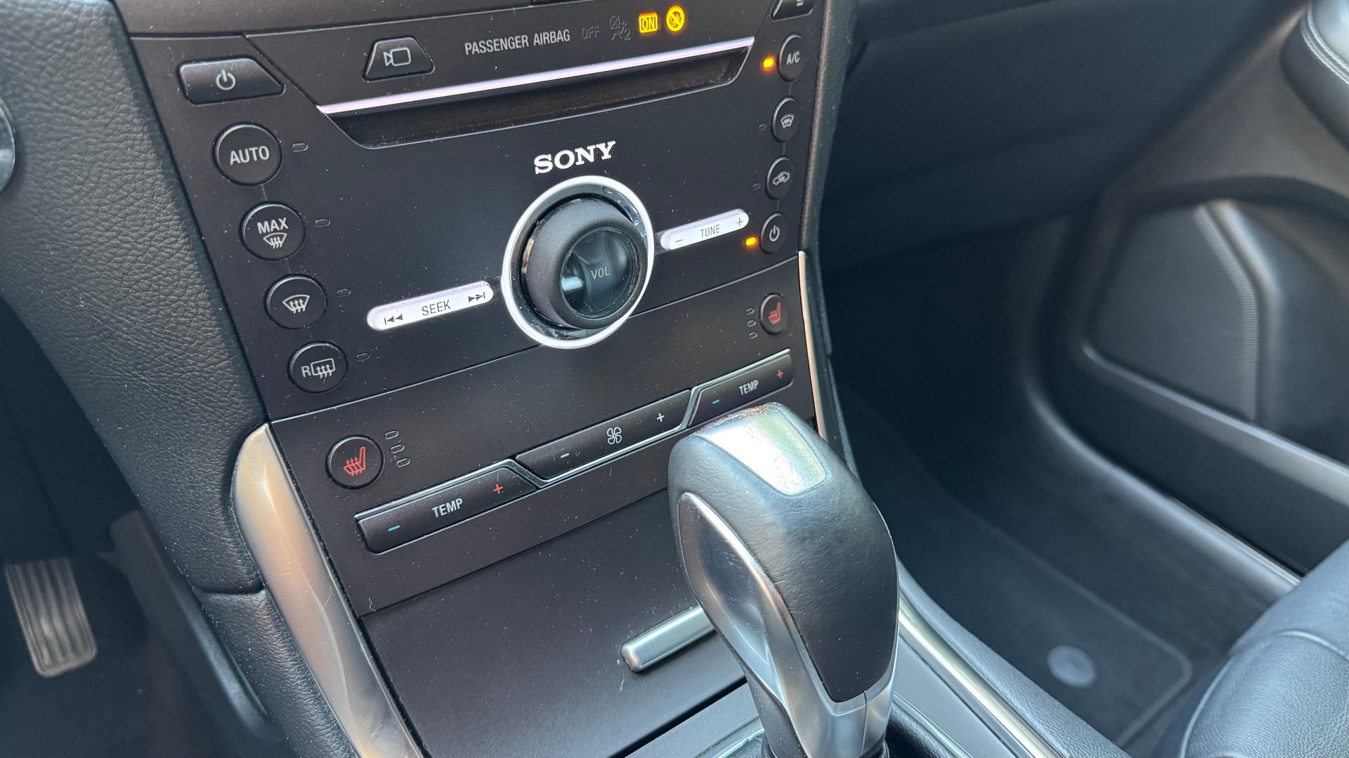 FORD S-Max 2.0 TDCi Titanium PowerShift-image-17